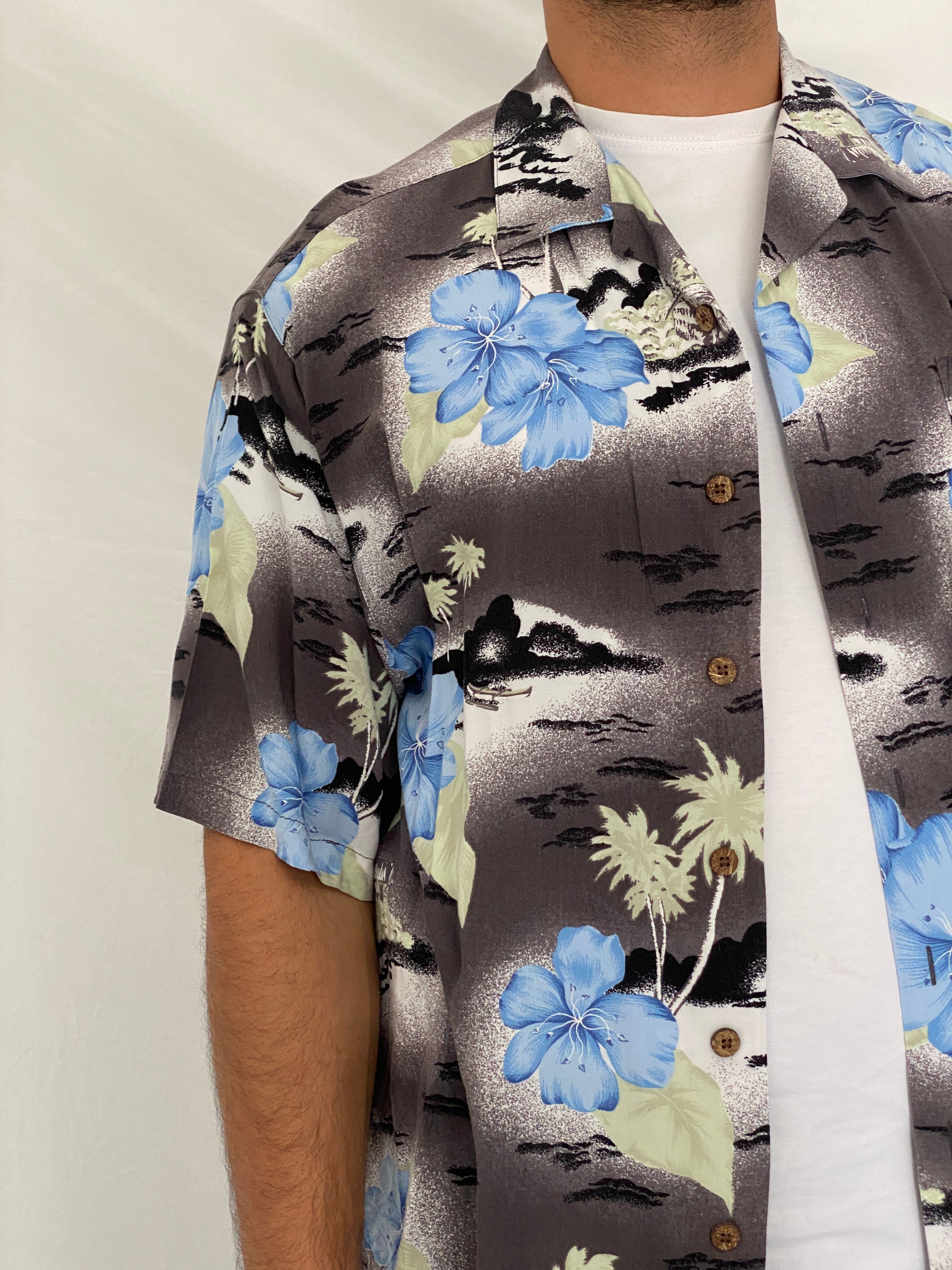 Vintage Original Island Sport Rayon Tropical Floral Camp Shirt – L
