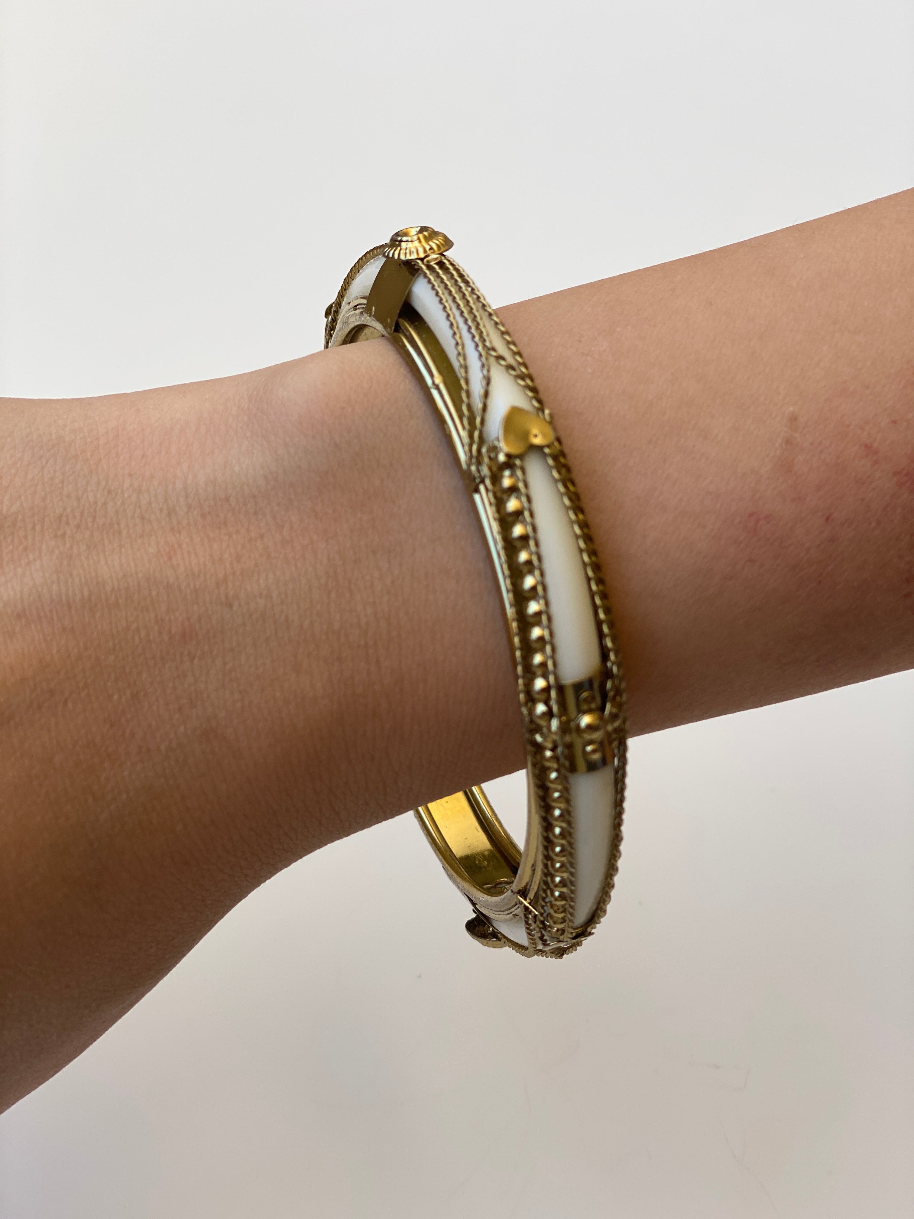 Vintage Bracelets & Bangles | Cuffs, Chain & Statement Jewelry