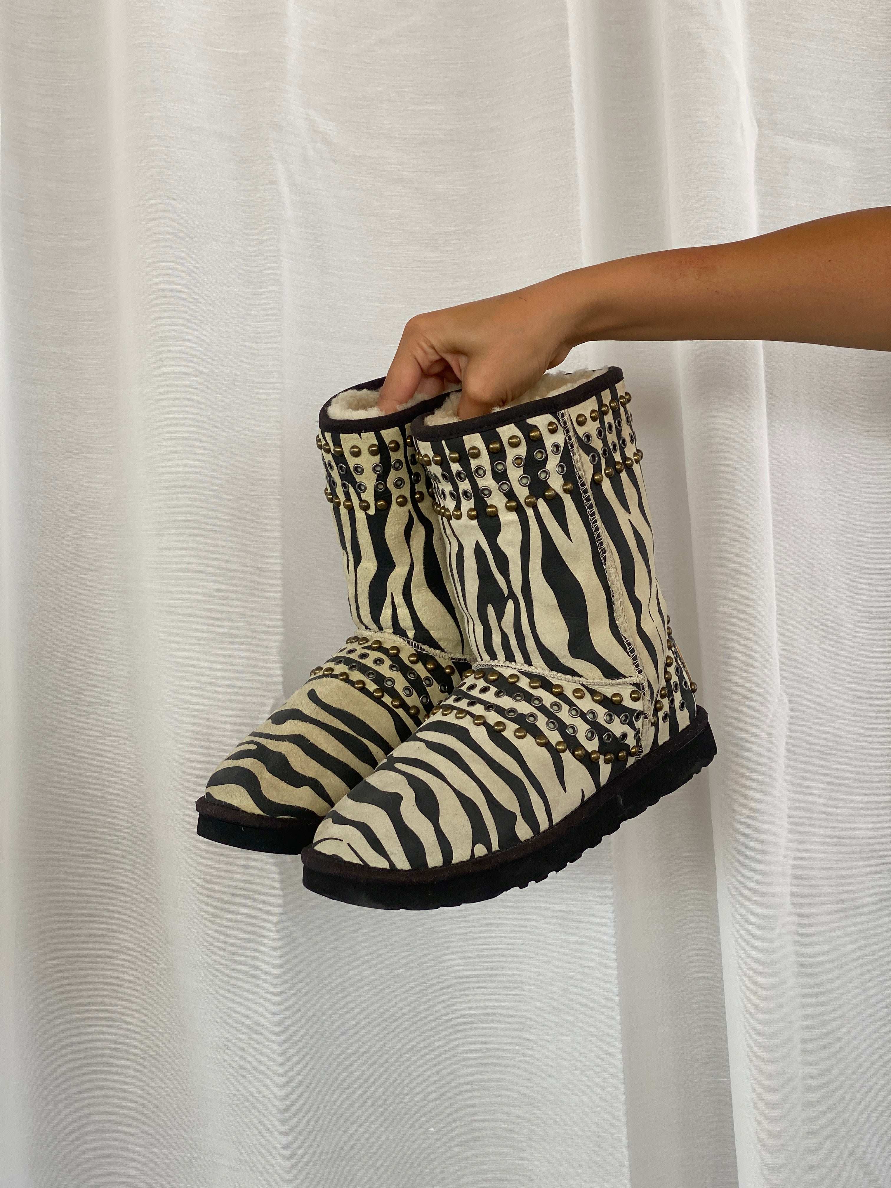 UGG X Jimmy Choo Zebra Studded Shearling Padded Snow Uggs - 38