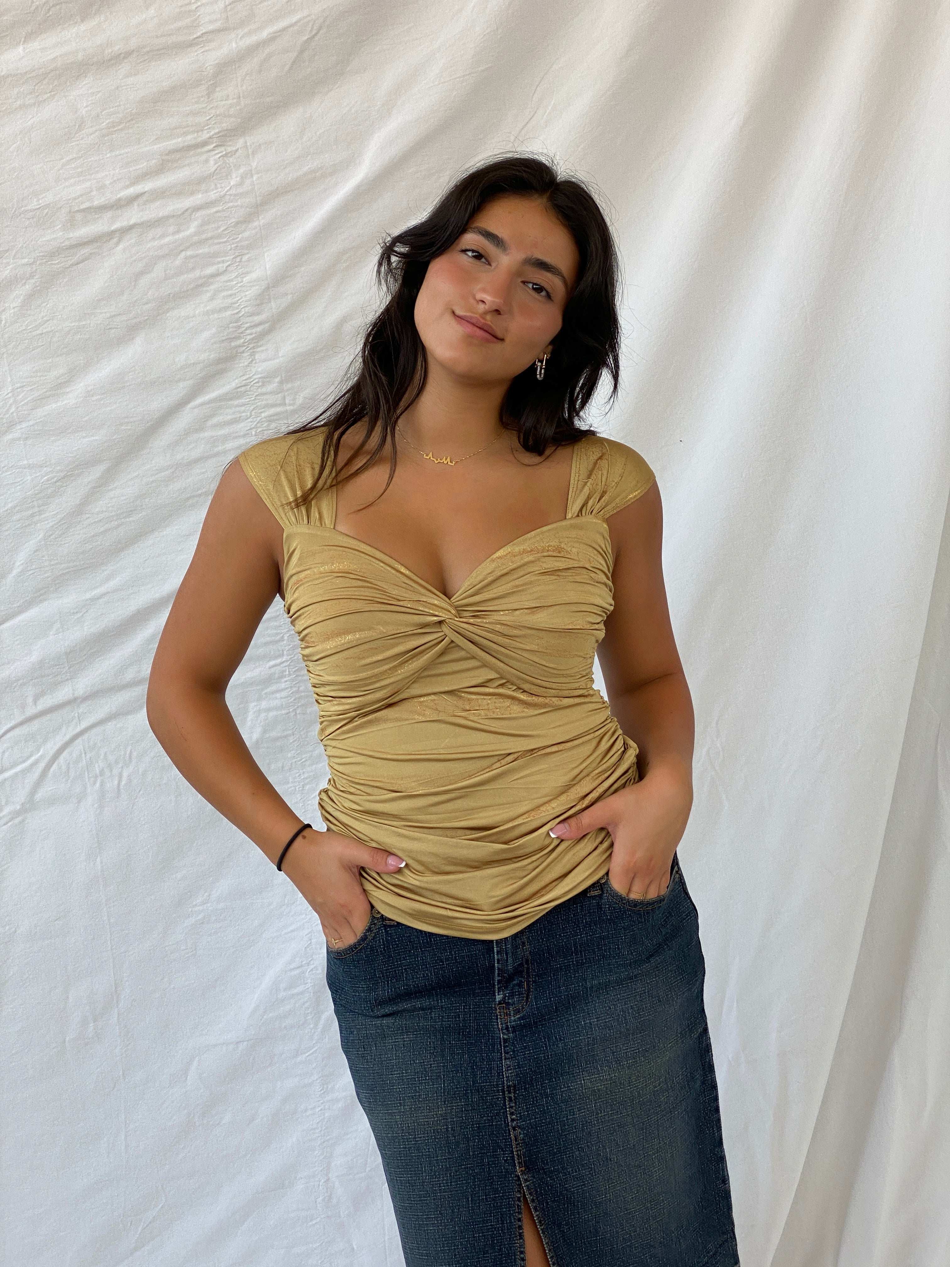 00s Forever 21 Shimmery Gold Ruched Sides Sleeveless Top - M