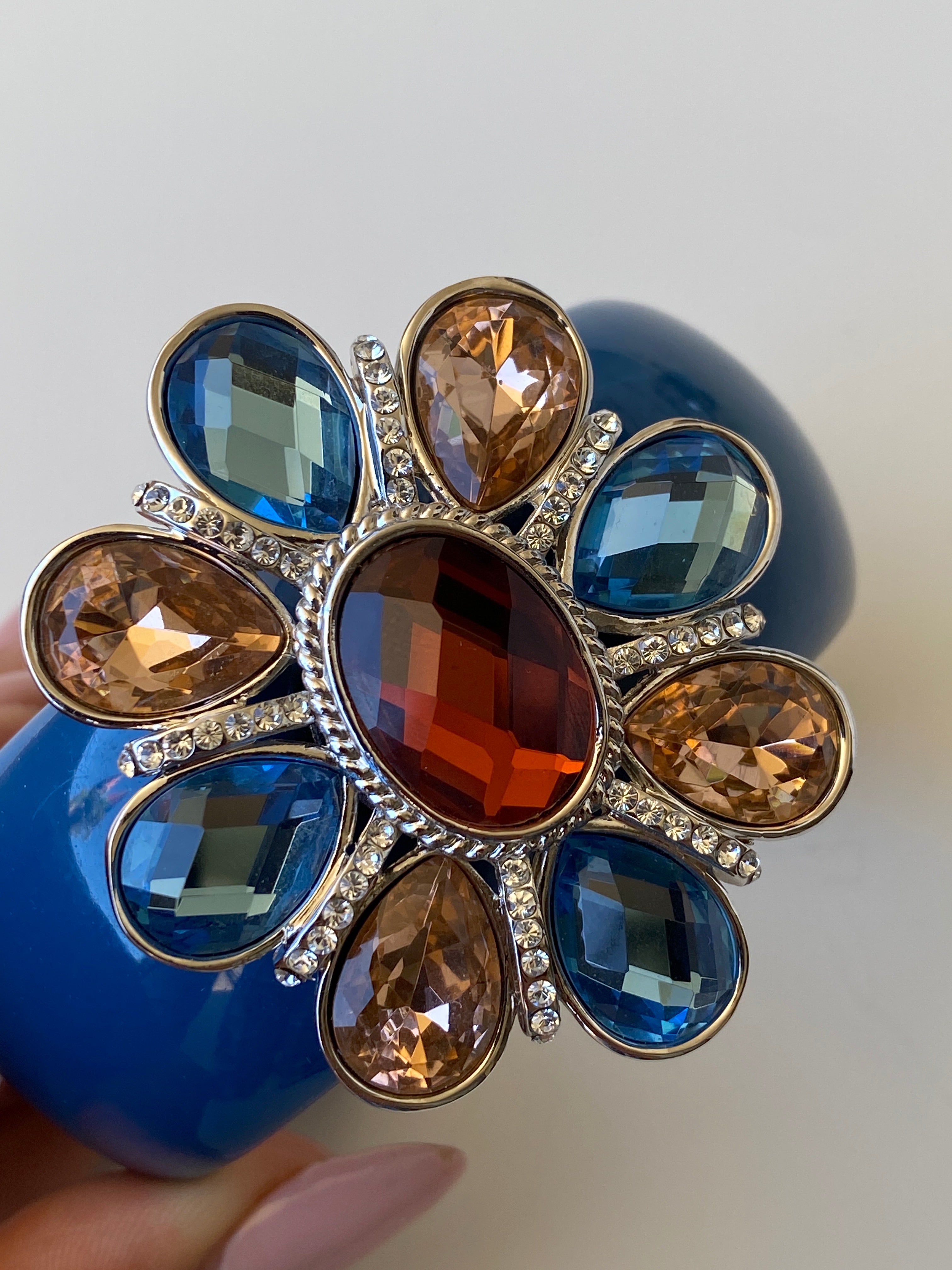 Y2K Cobalt Blue Rhinestone Flower Hinge Cuff Bracelet Chunky Bangle