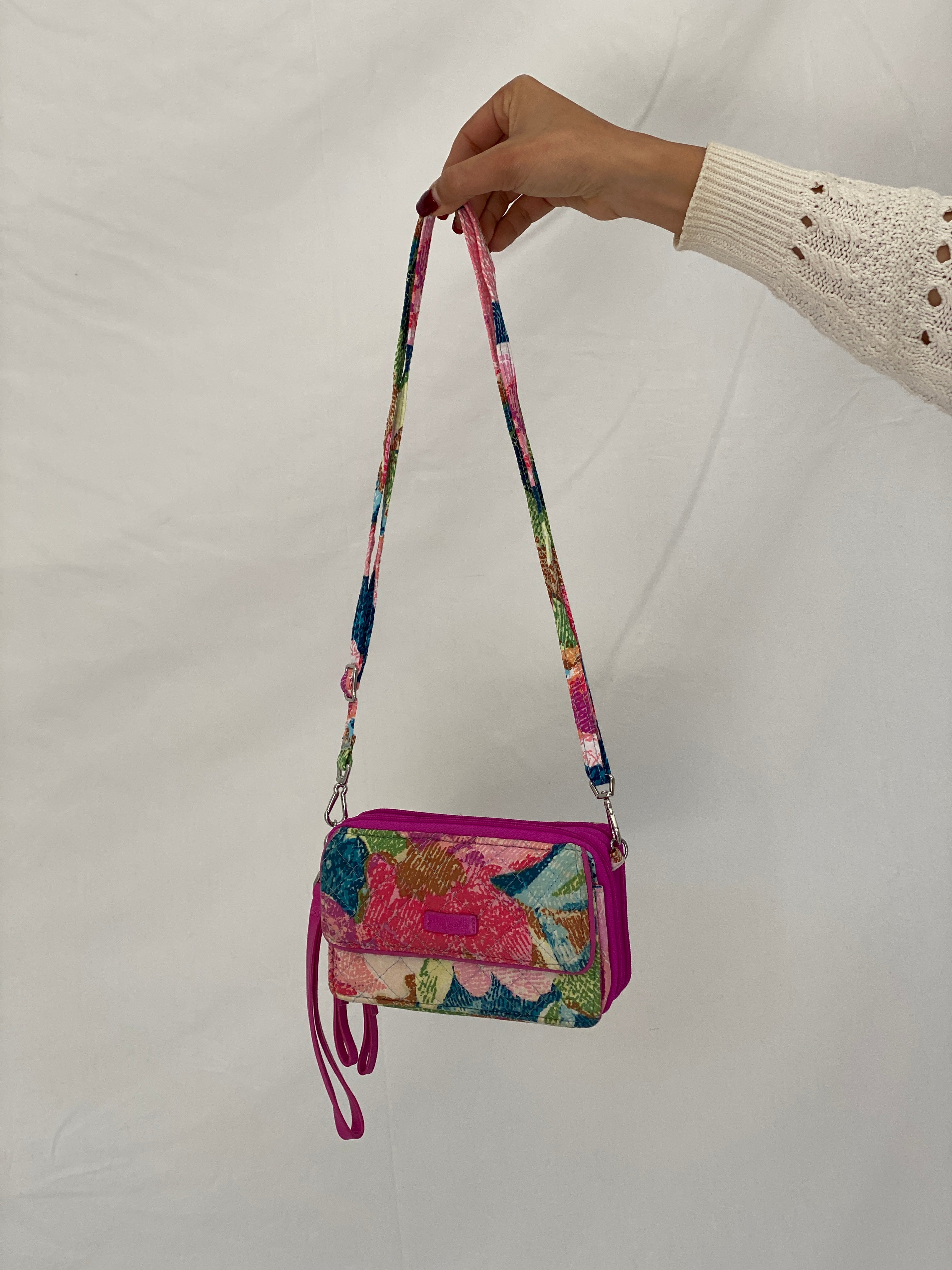 Vera Bradley Quilted Floral Crossbody Wallet Bag with Wristlet & Adjustable Strap