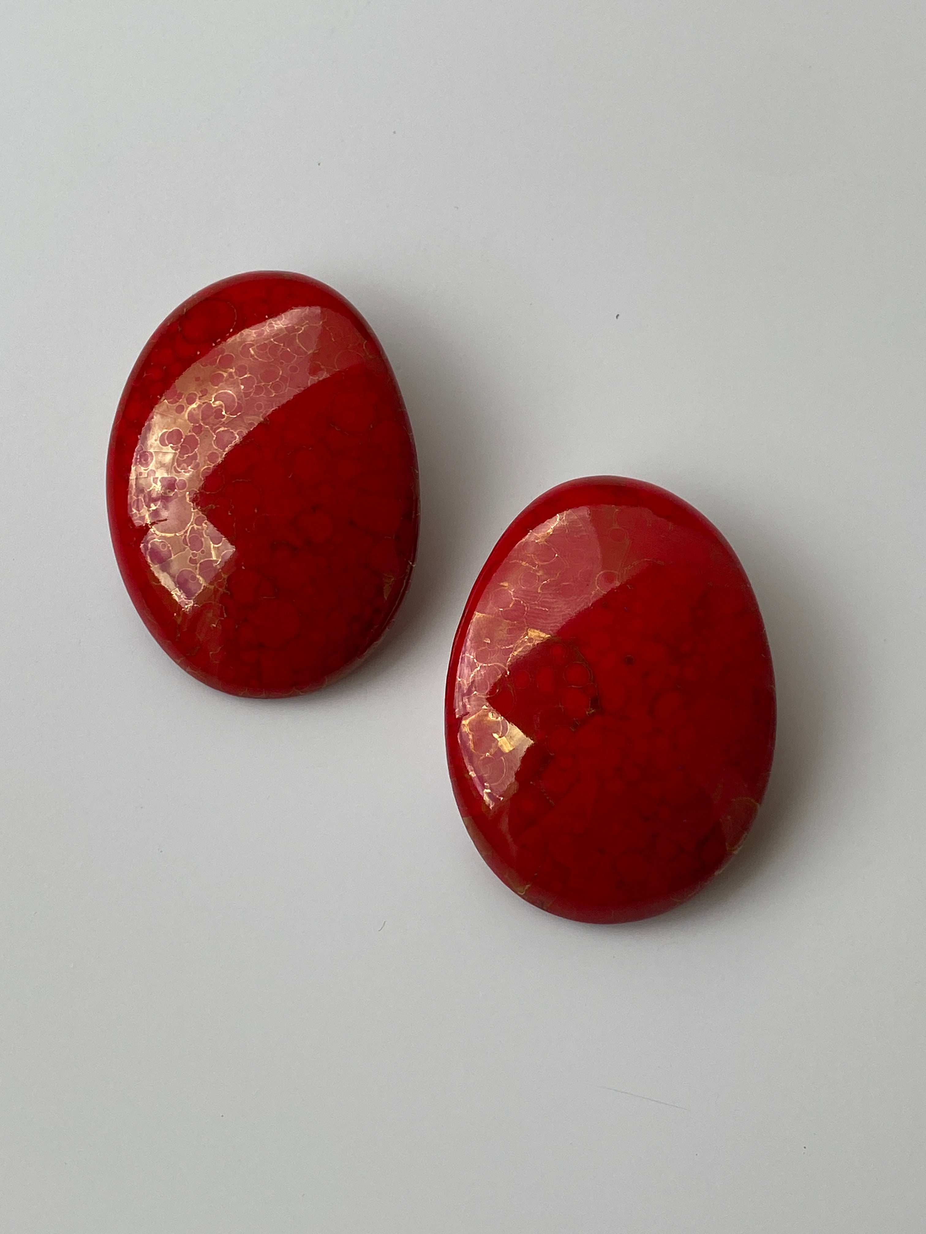 Vintage Crimson Red Marbled Oval Cabochon Stud Earrings