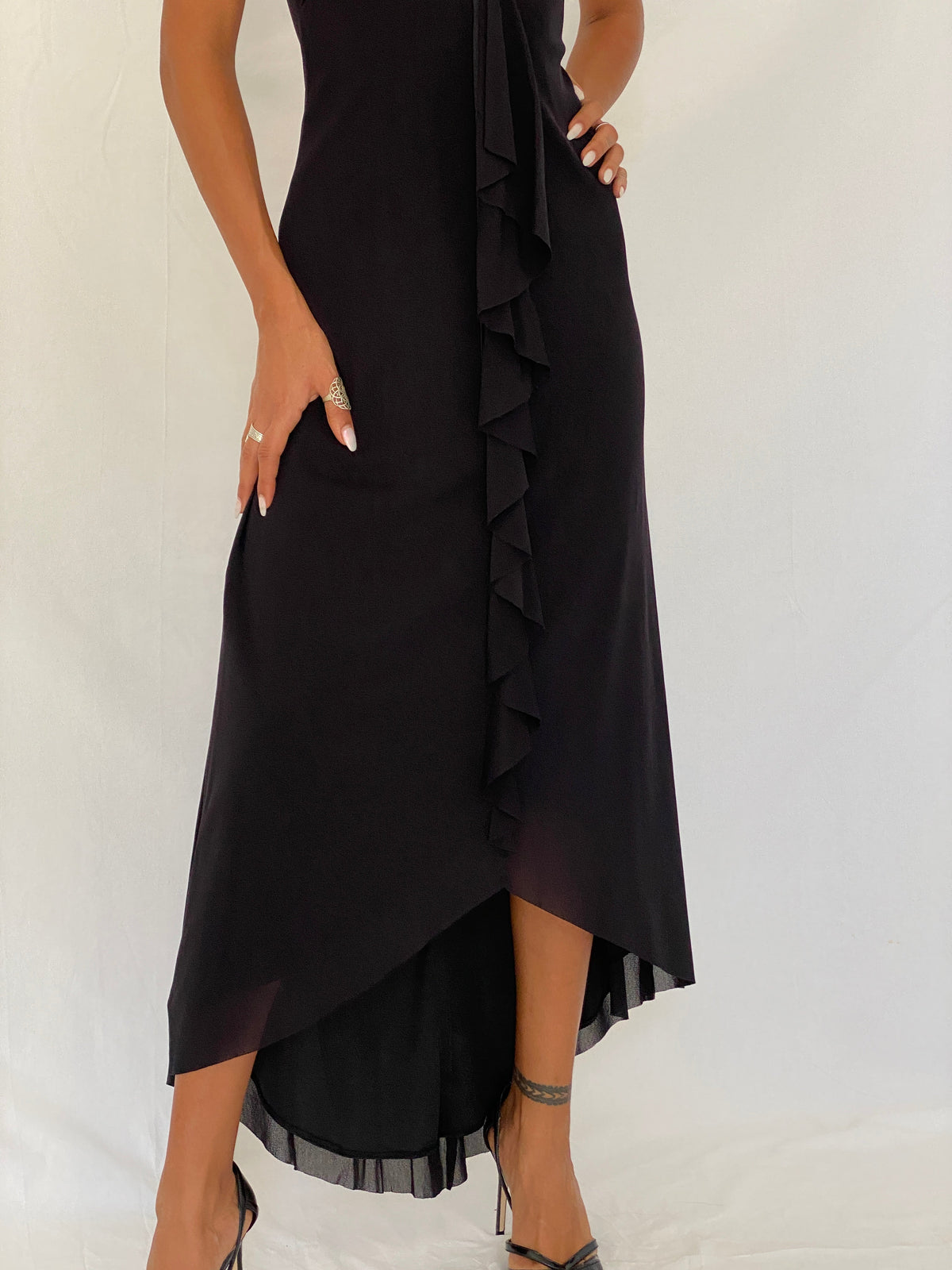 Vintage 90s De Laru by Sheila Yen Black Floral Embroidered Halter Dress – S