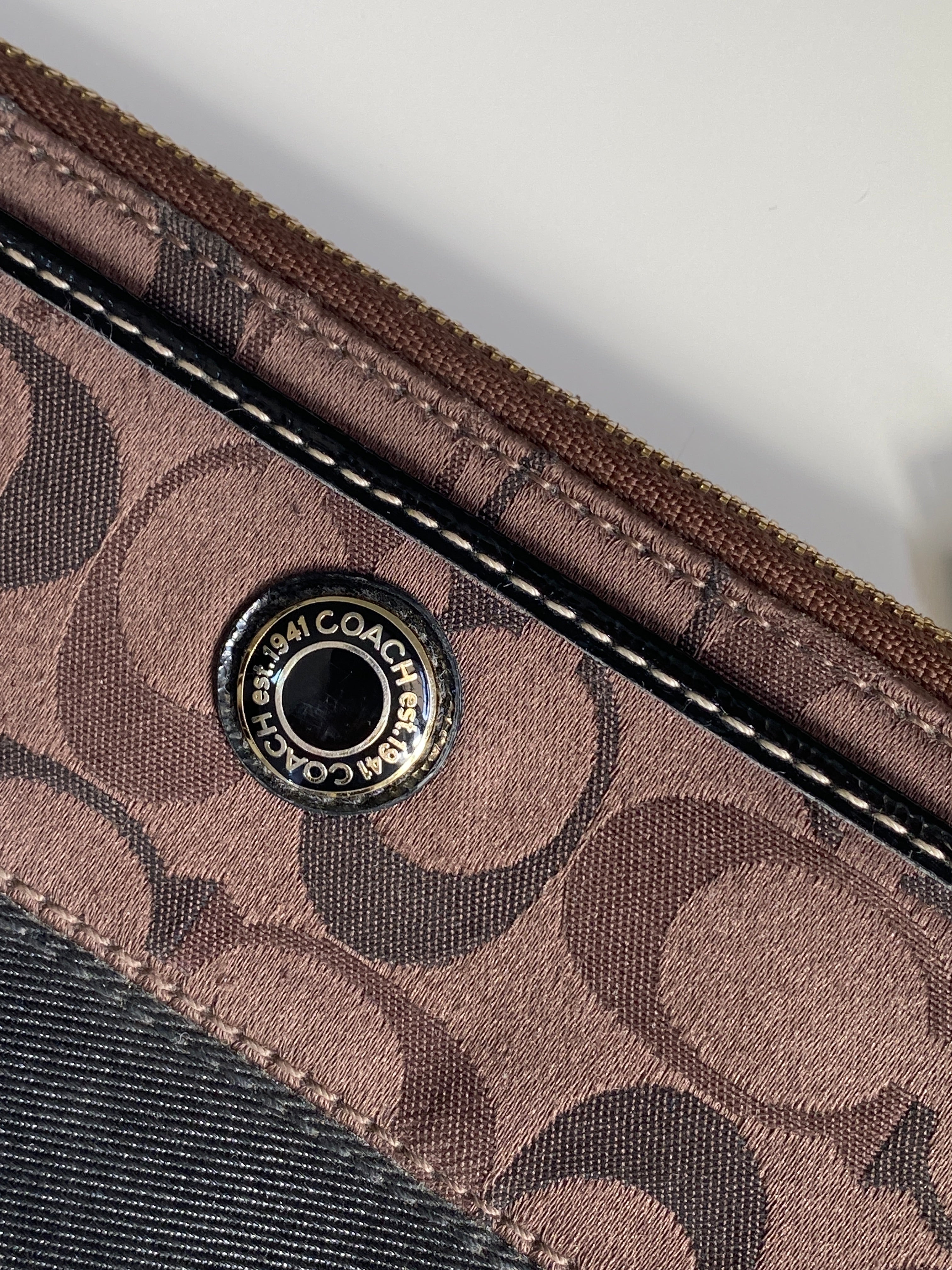 Coach Signature Brown Canvas & Black Leather Trim Wristlet Wallet Classic Monogram Logo