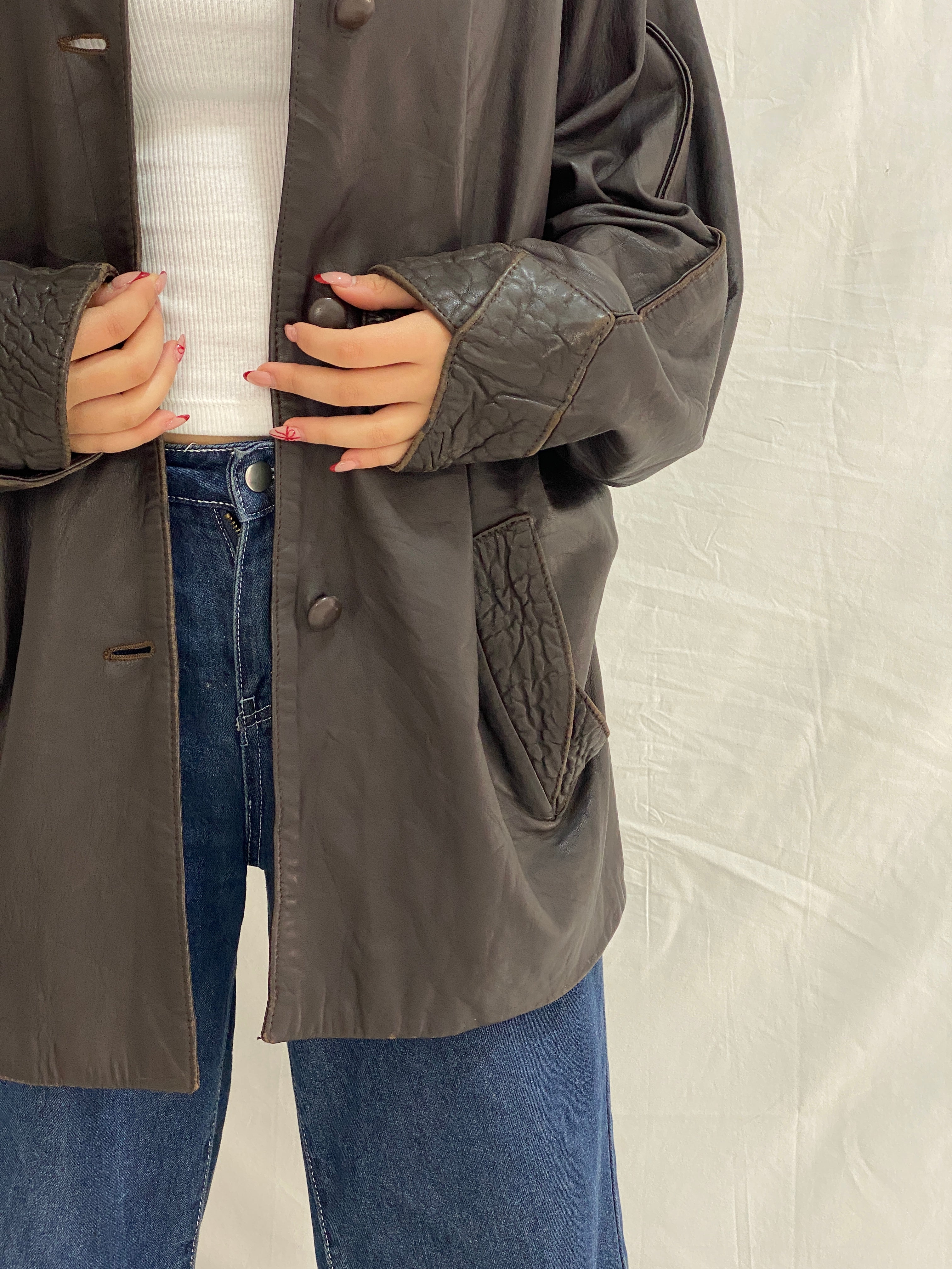 Vintage Brown Leather Coated Oversized Jacket with Textured Collar & Cuff Details - L