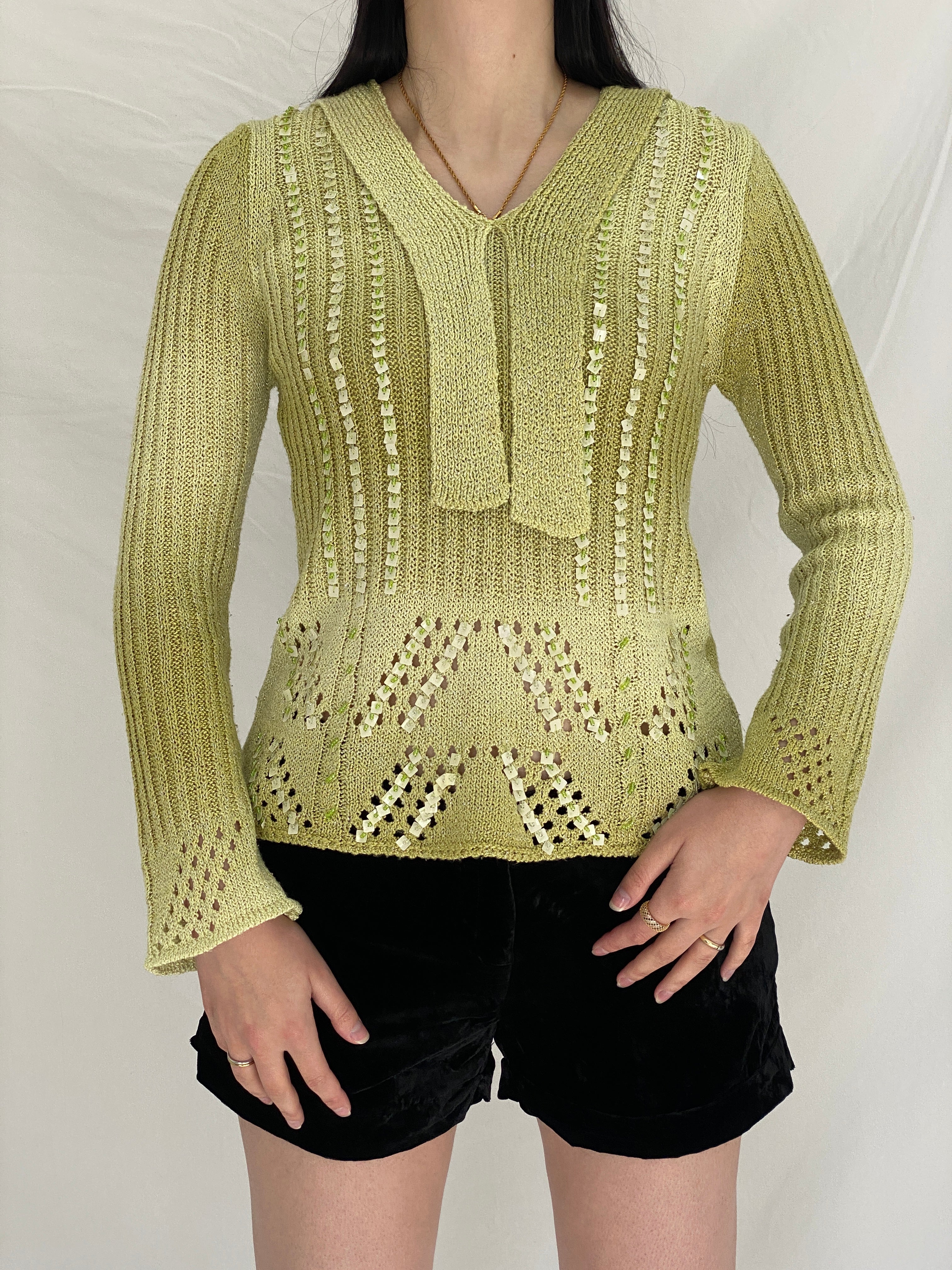 Vintage Y2K Motif Knitted Beaded Full Sleeve Top in Pistachio Green - M