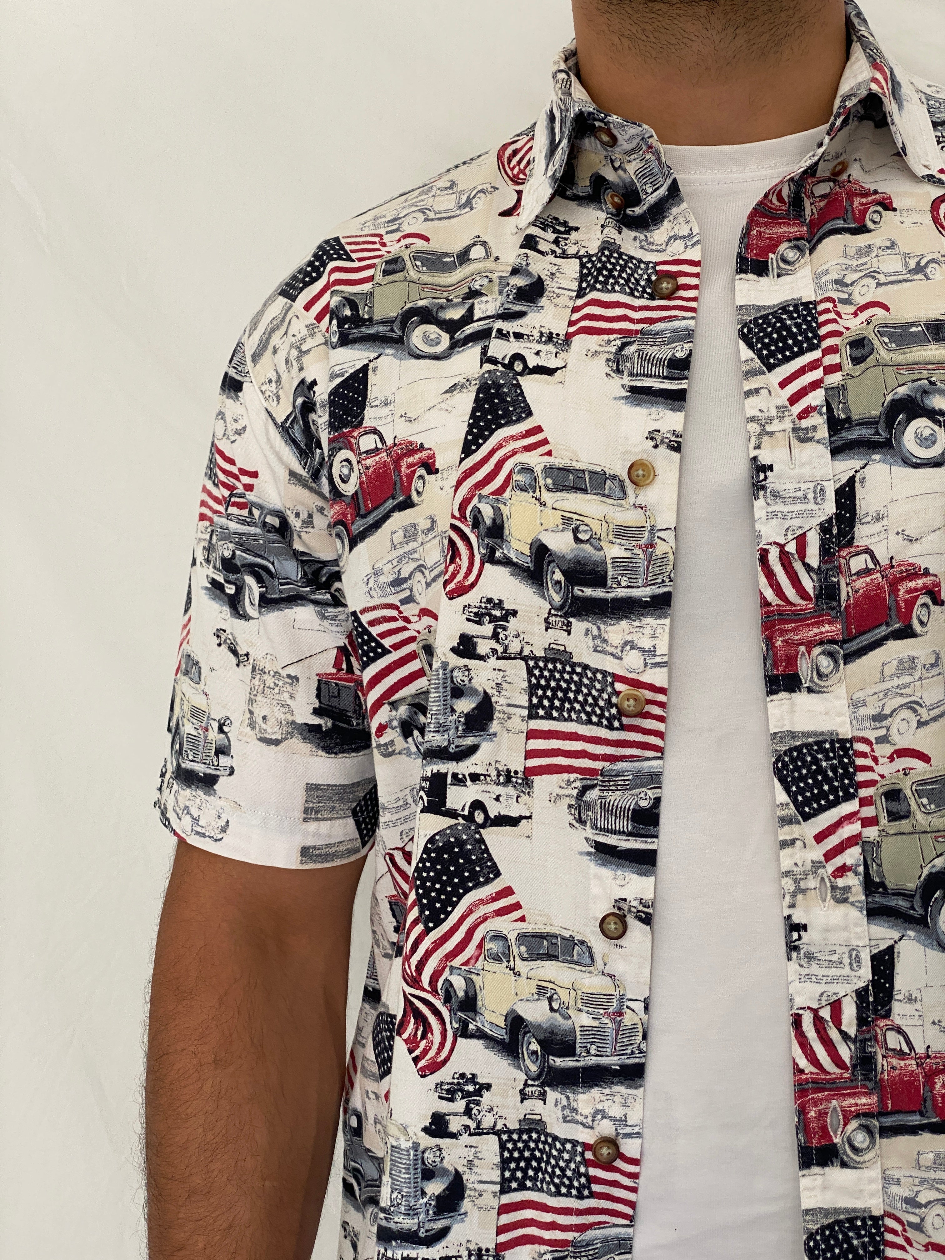 Vintage Boca Classics Americana Classic Cars & USA Flag Print Cotton Button-Down Shirt - L