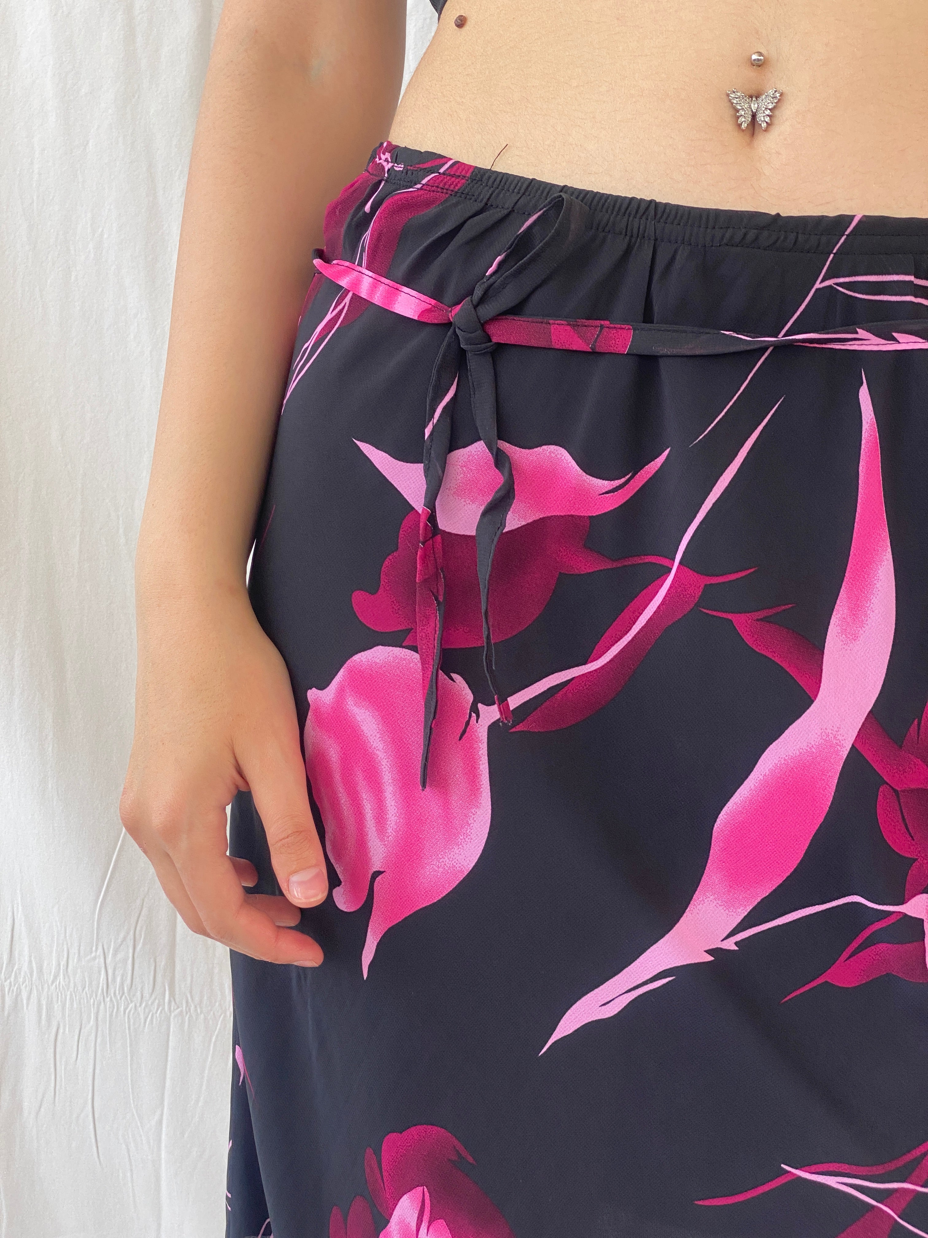 Vintage 90s Black Floral Print Pink Midi Skirt - L