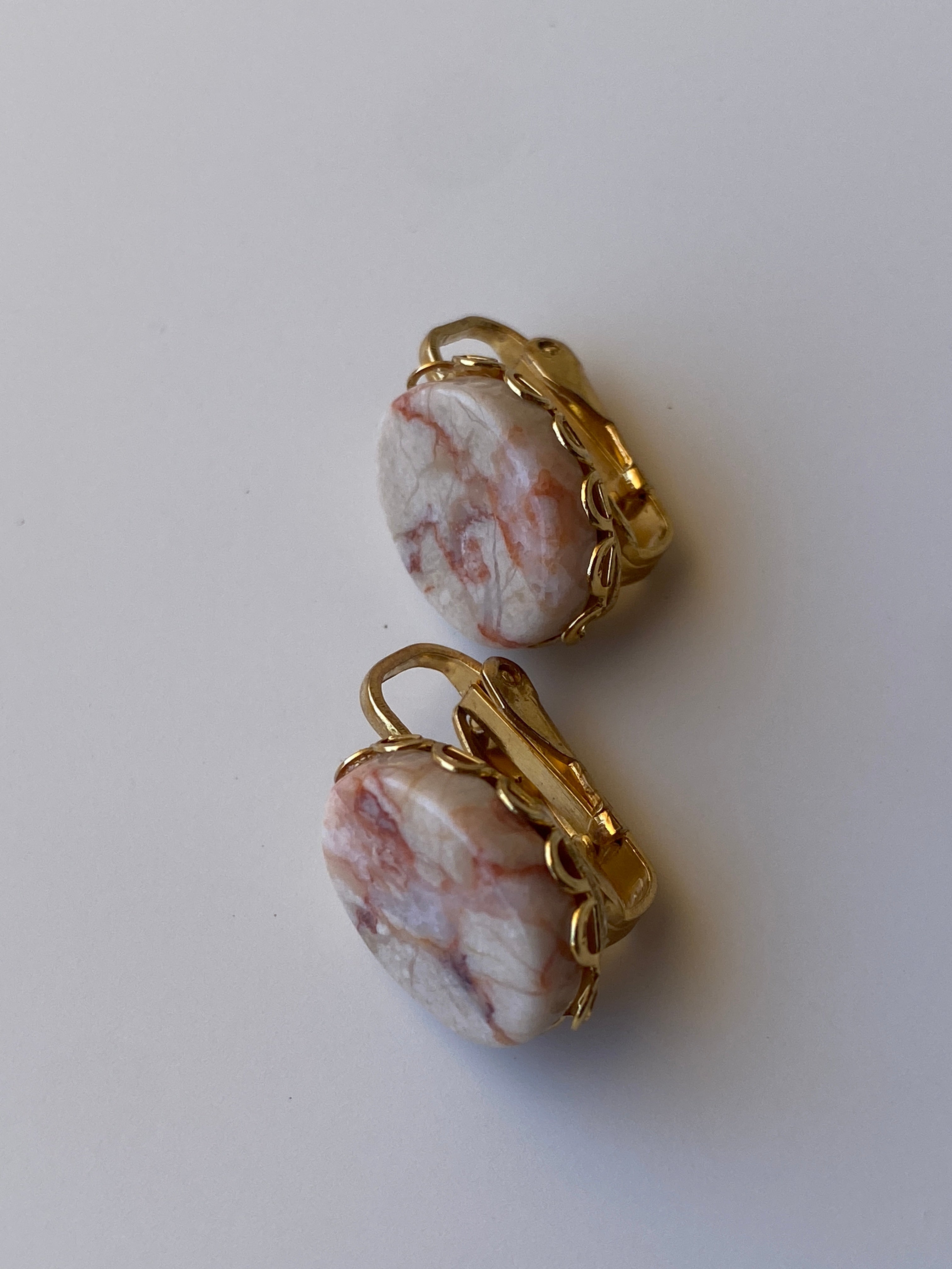 Vintage Marble Effect Oval Earrings Gold Tone Minimalist Clip-On