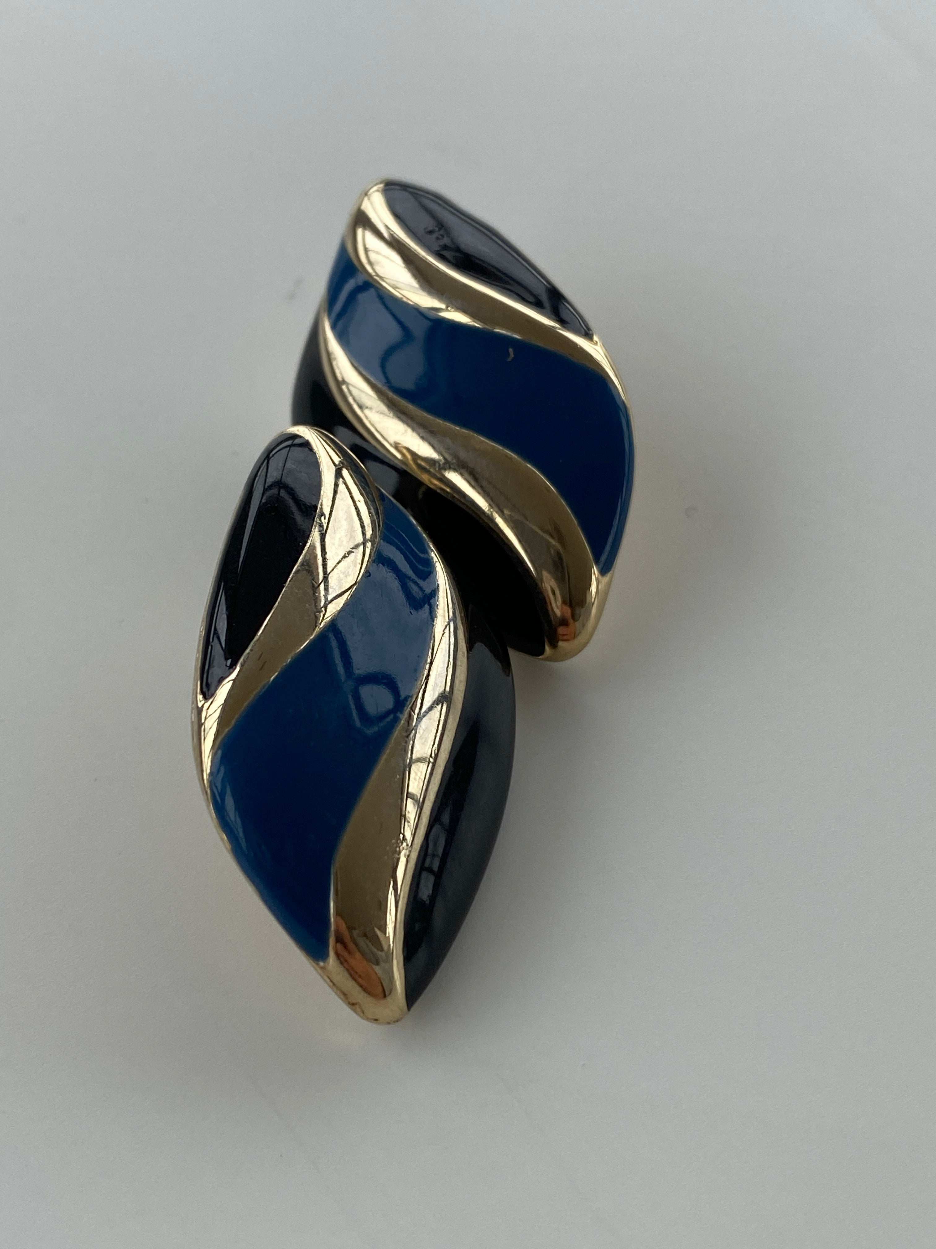 Elegant Vintage Gold, Black and Blue Stud Earrings - Balagan Vintage Earrings Earrings, Y2K
