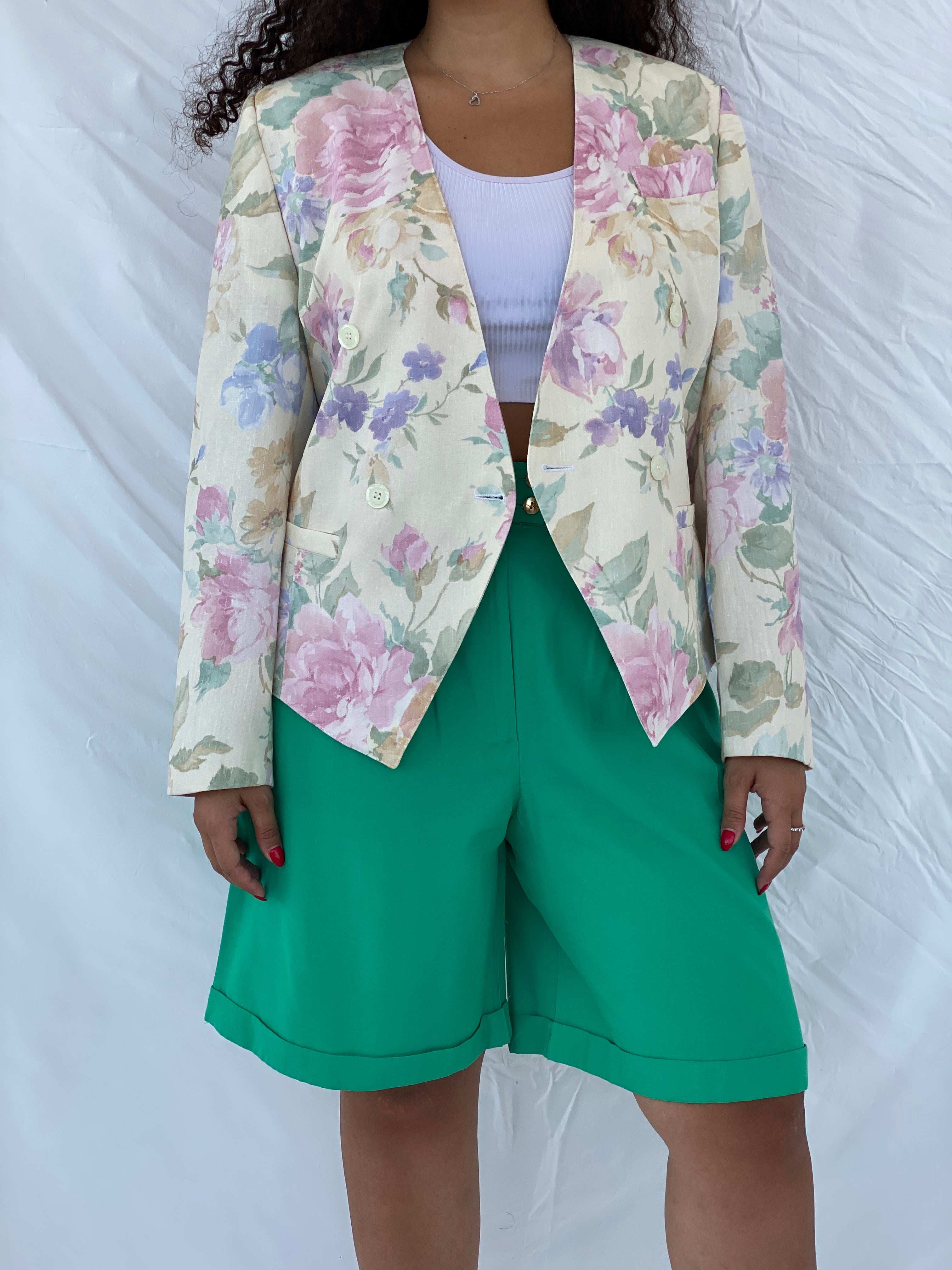 Beautiful Vintage Floral Pastel-Colored Blazer Size L - Balagan Vintage Blazer 80s, blazer, Dina, floral, floral print, NEW IN, pastel, rare vintage