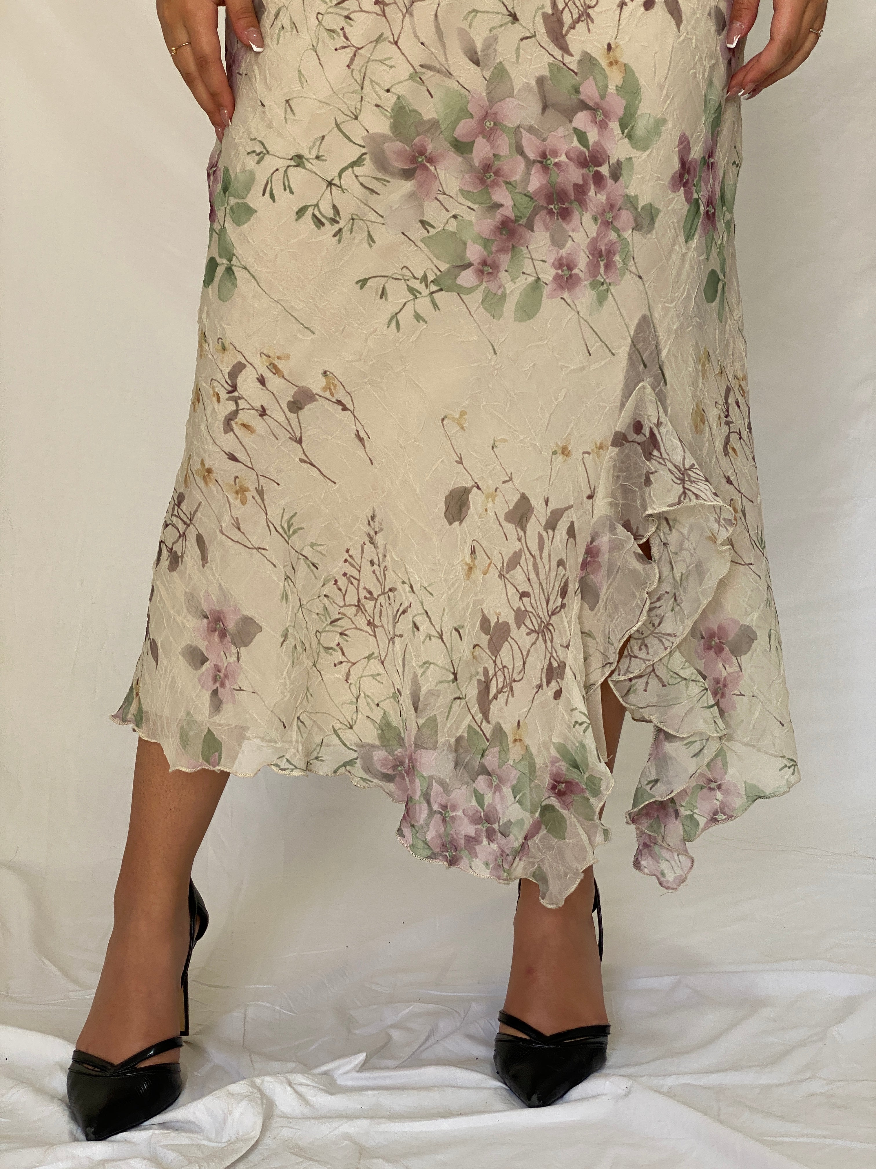 Vintage R&M Richards Ivory Floral Chiffon Handkerchief Hem Maxi Dress – L