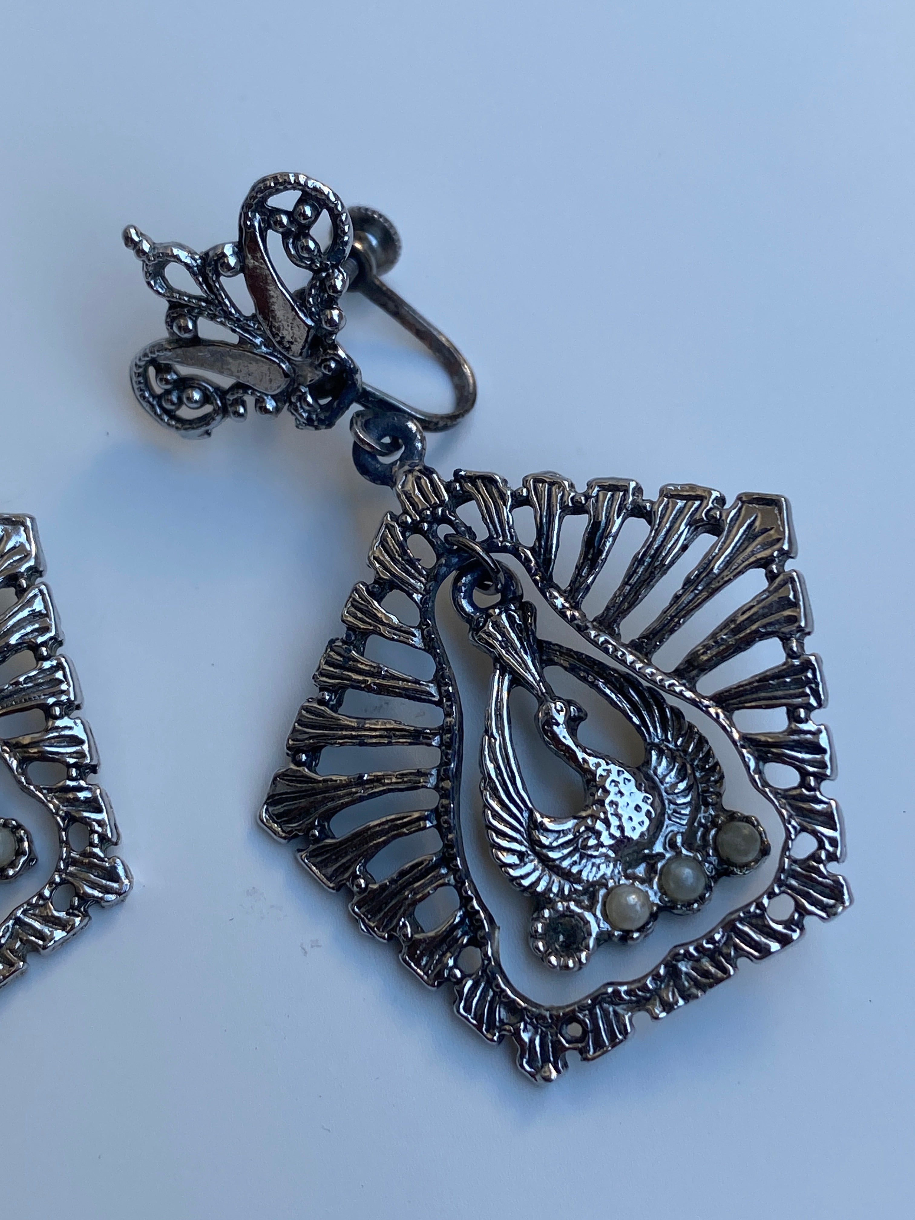 Vintage Silver-Tone Swan Screw-Back Dangle Earrings with Faux Pearls Mid-Century Statement Clip Earrings