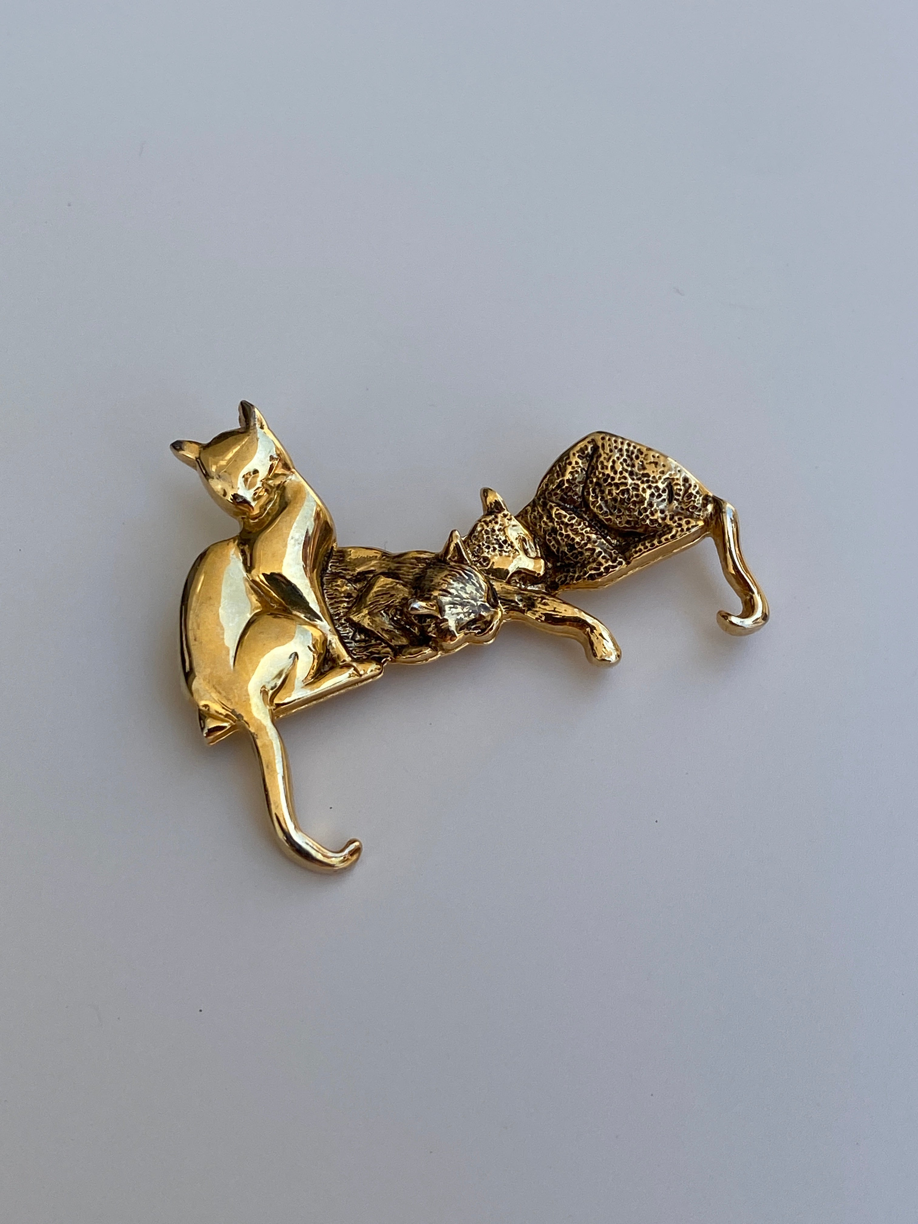 Vintage Gold Tone Cat Family Brooch Three Cats on Bench Statement Pin