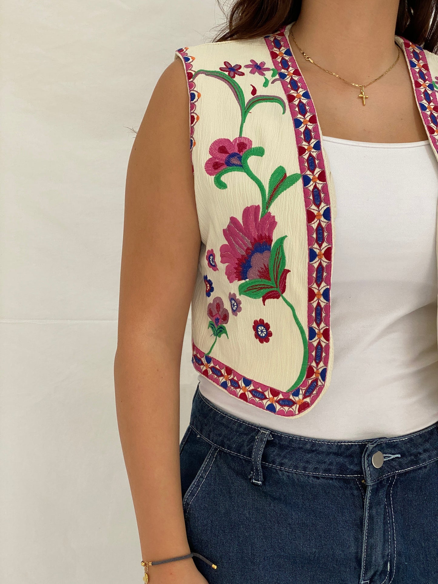 Vintage Beige Pink Floral Folk Embroidered Vest - M