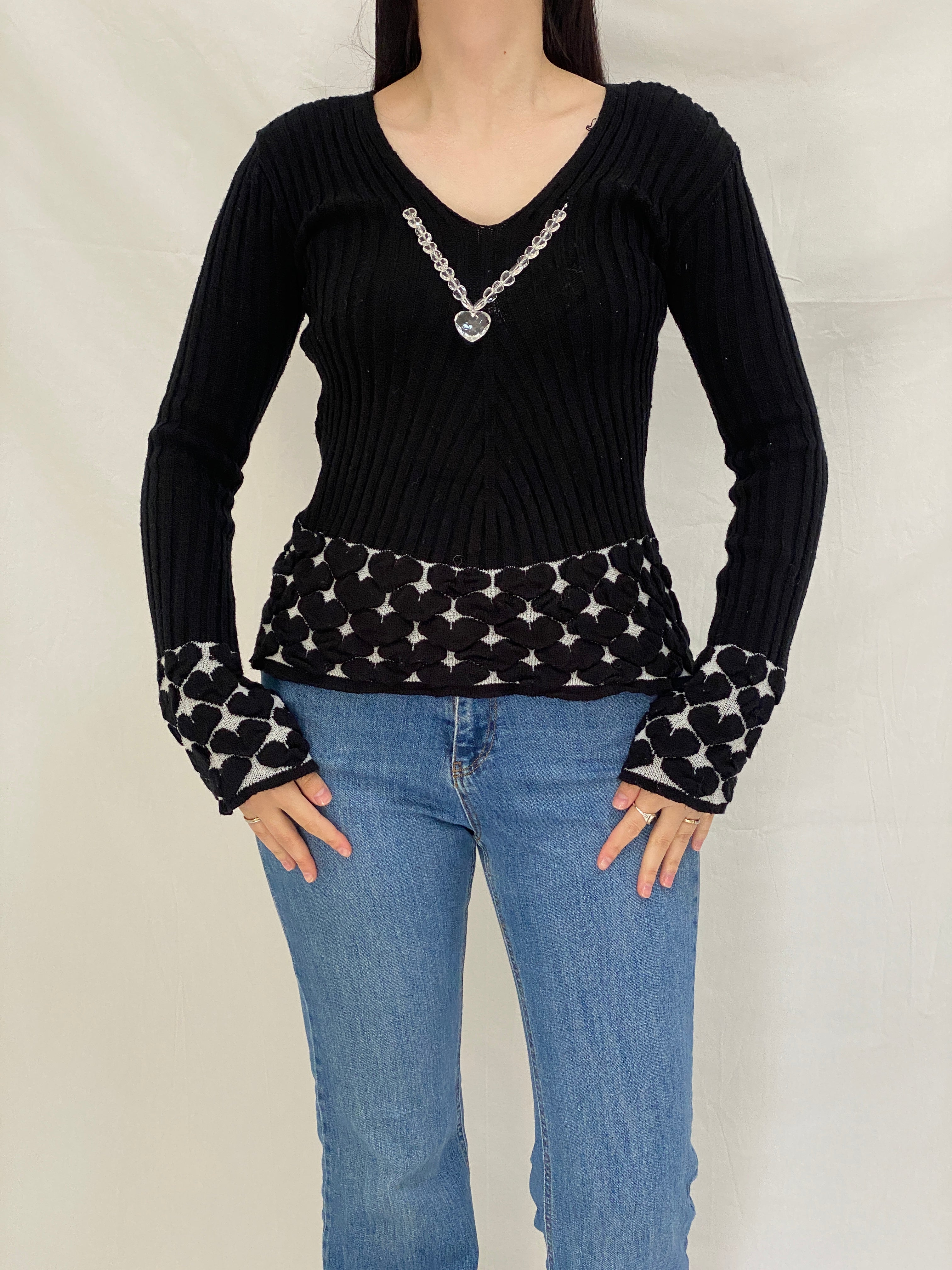 Vintage 90s Y2K Whisper Black Ribbed Knit Heart Trim Top Long Sleeve Fitted Sweater - M