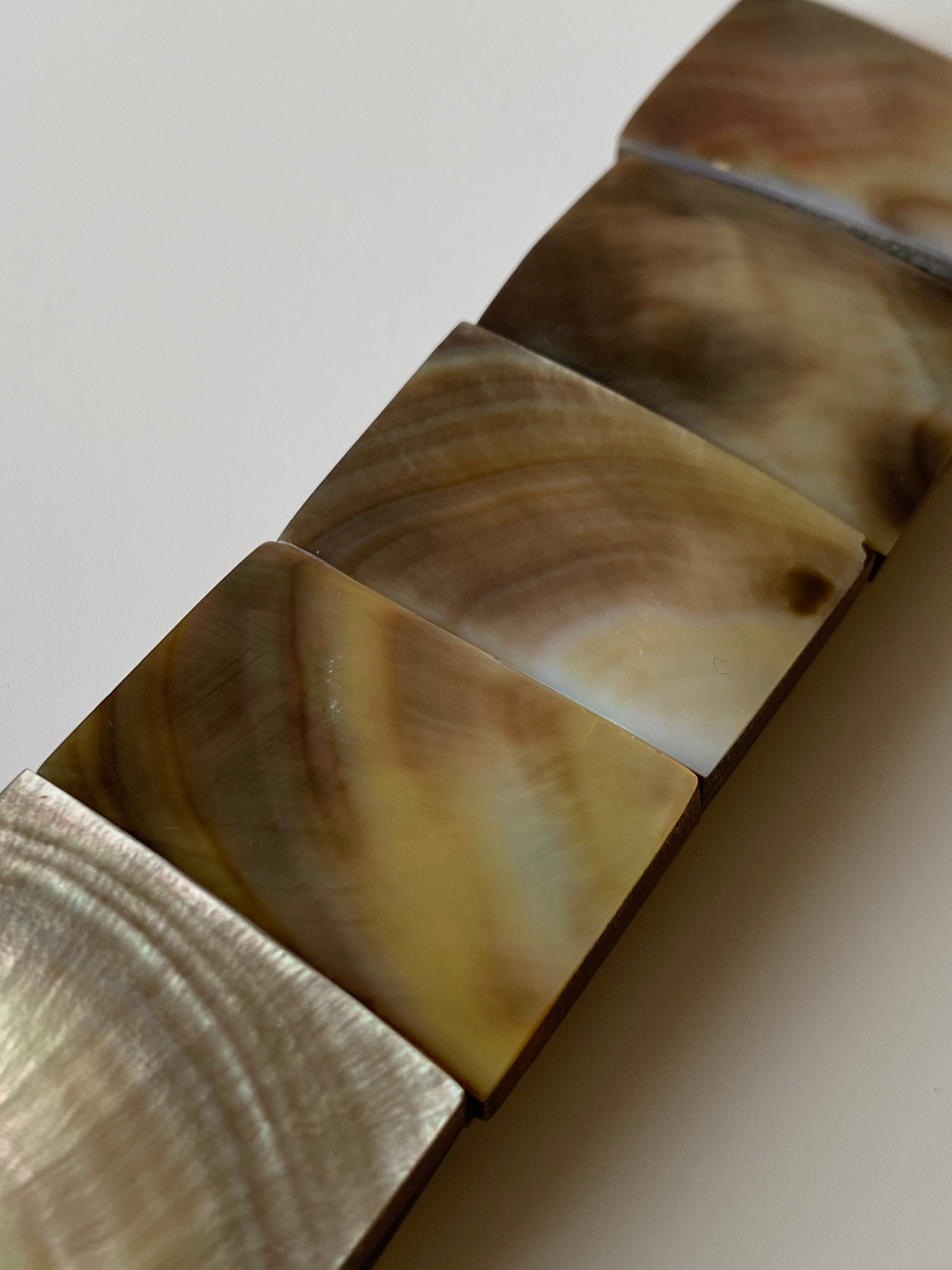 Vintage Mother of Pearl & Wood Elastic Bracelet Chunky Shell Panel Brown Bracelet