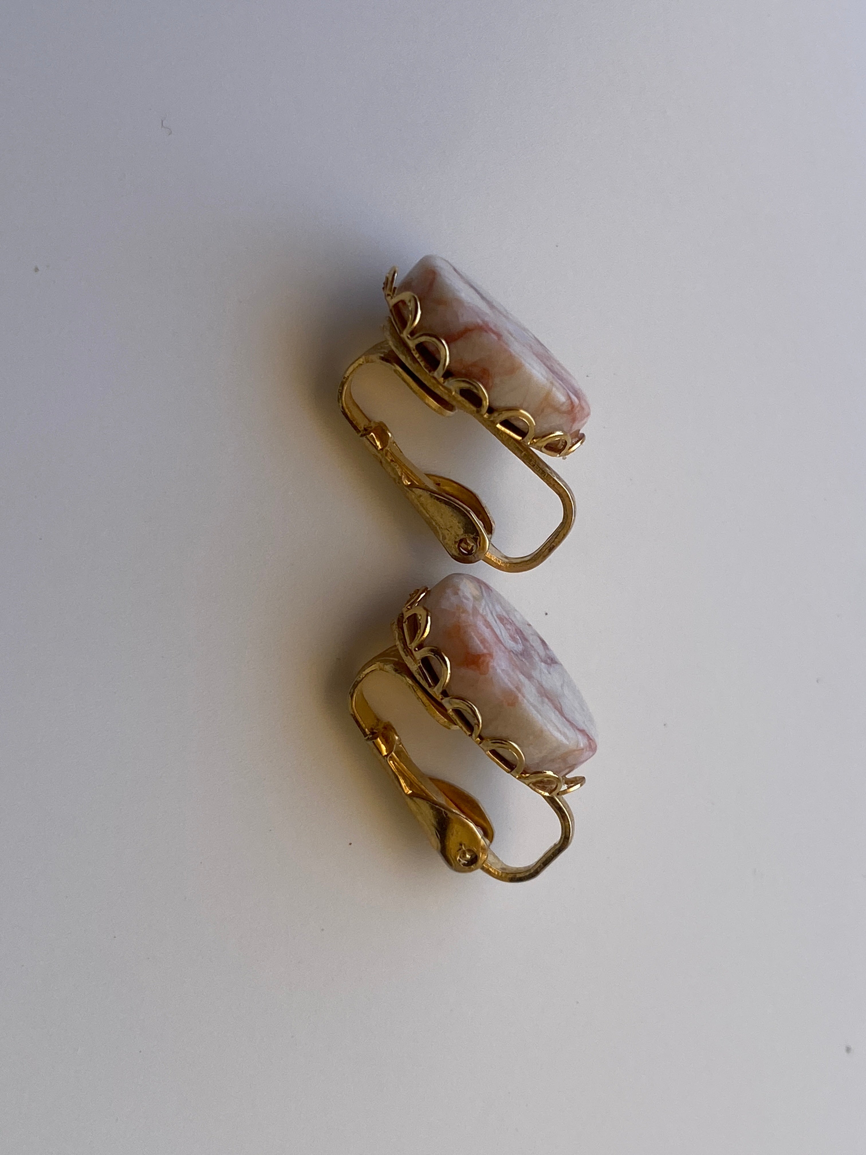 Vintage Marble Effect Oval Earrings Gold Tone Minimalist Clip-On