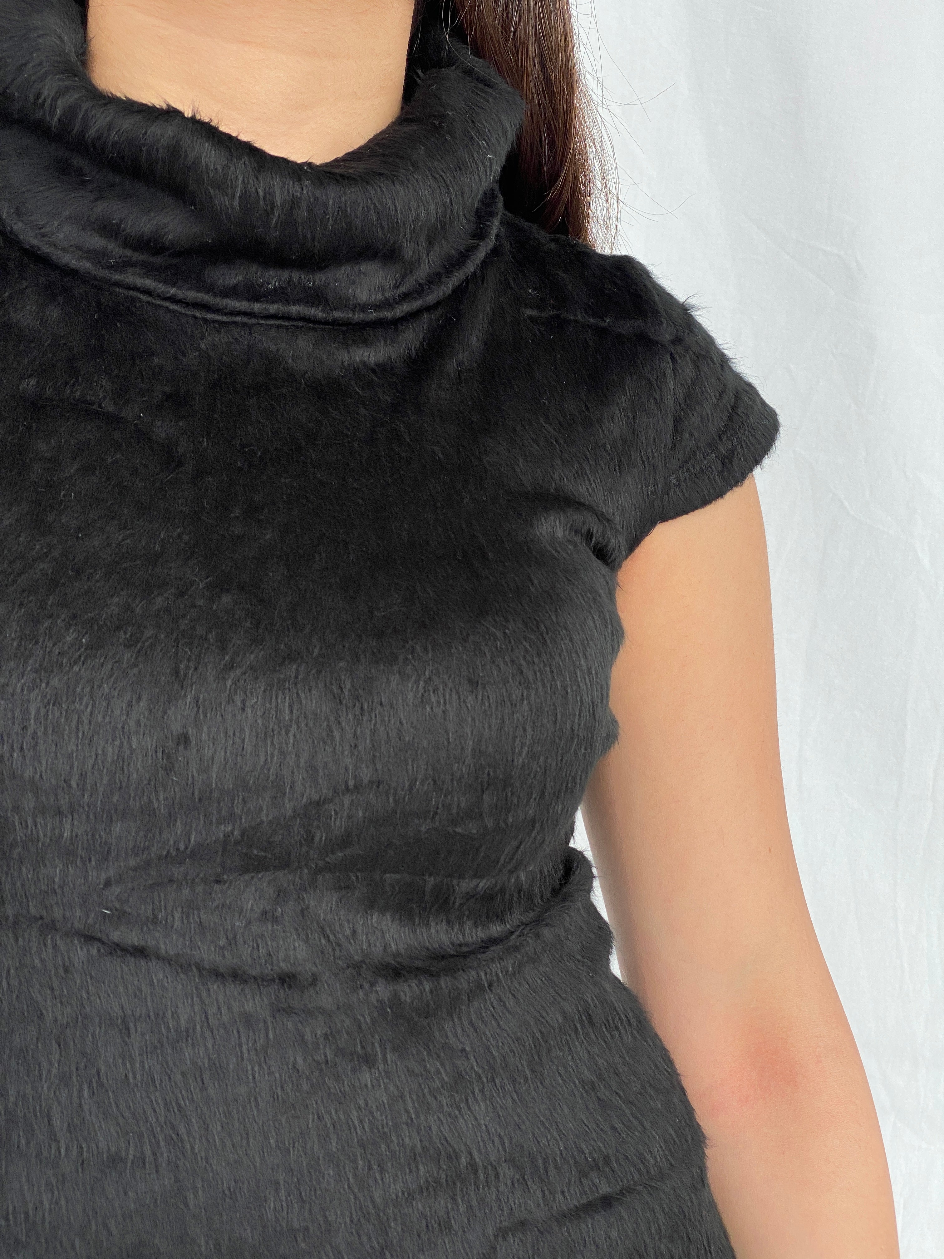 Vintage Y2K MGN Black Turtle Neck Half Sleeve Top - M