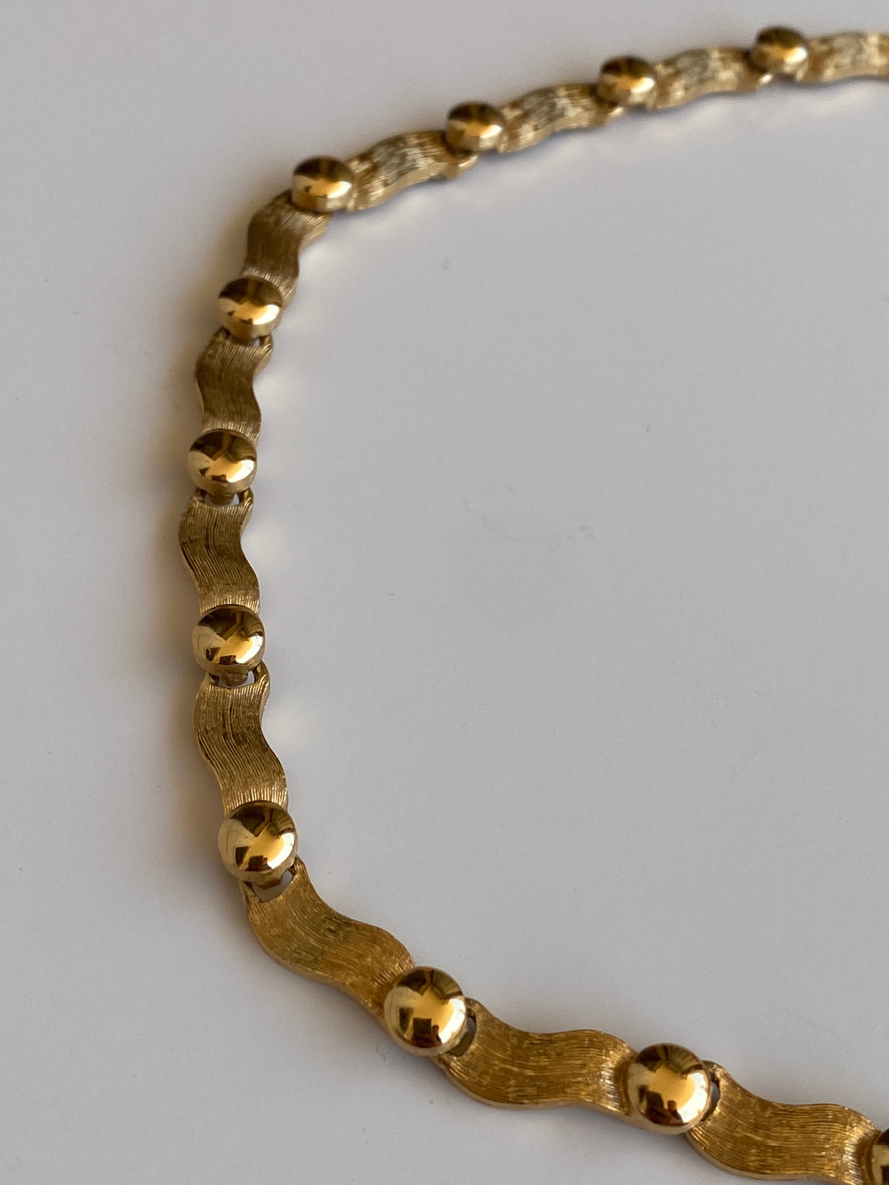Vintage Monet Brushed Gold Wave Link Choker Necklace