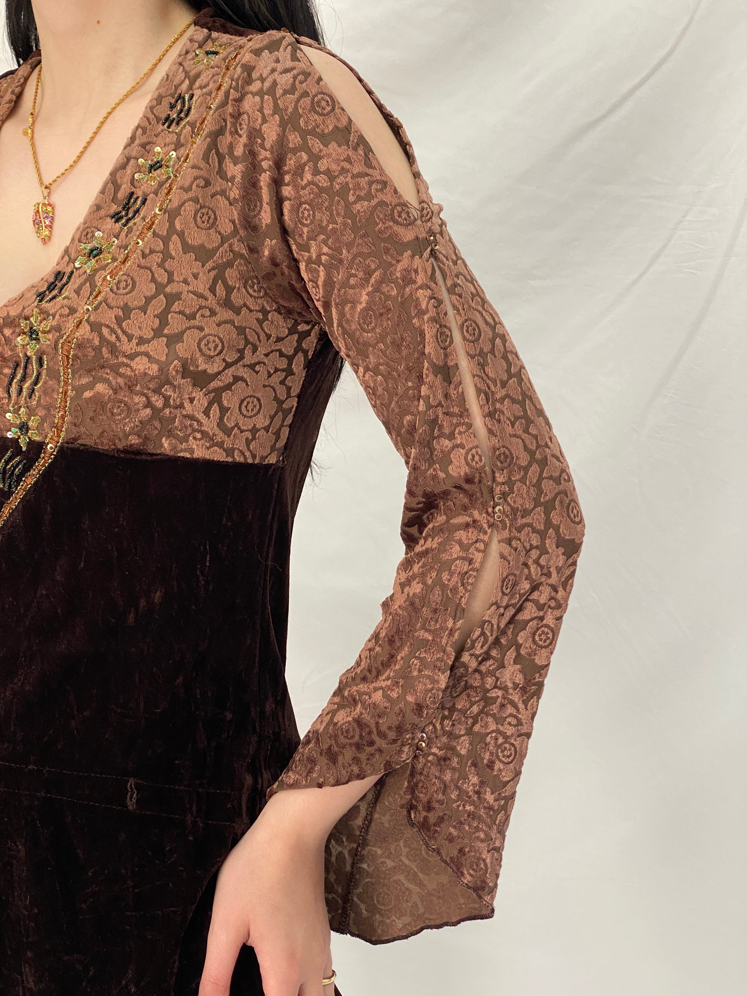 Vintage Y2K Xcepsion Brown Velvet Lace Boho Top with Bell Sleeves - M