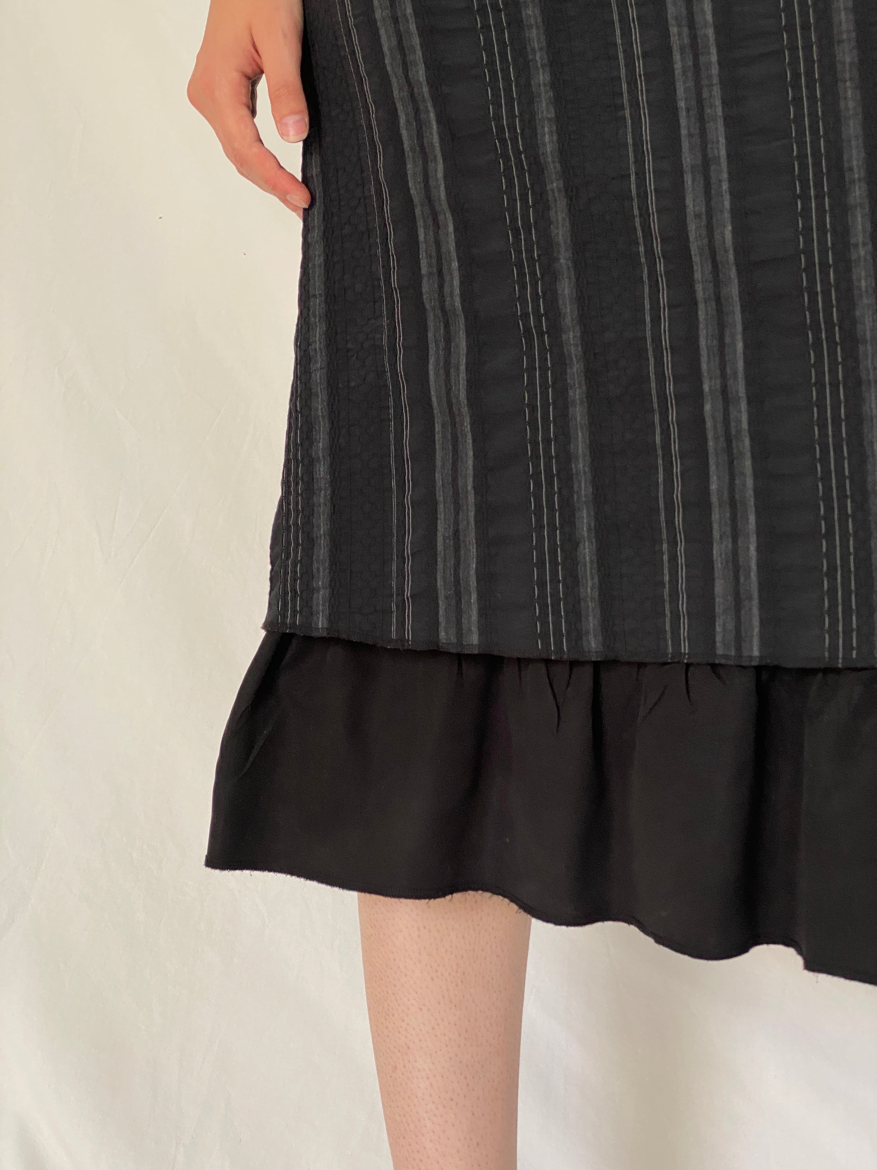 Vintage Y2K Kiabi Woman Black & Charcoal Striped Tiered Midi Skirt - M