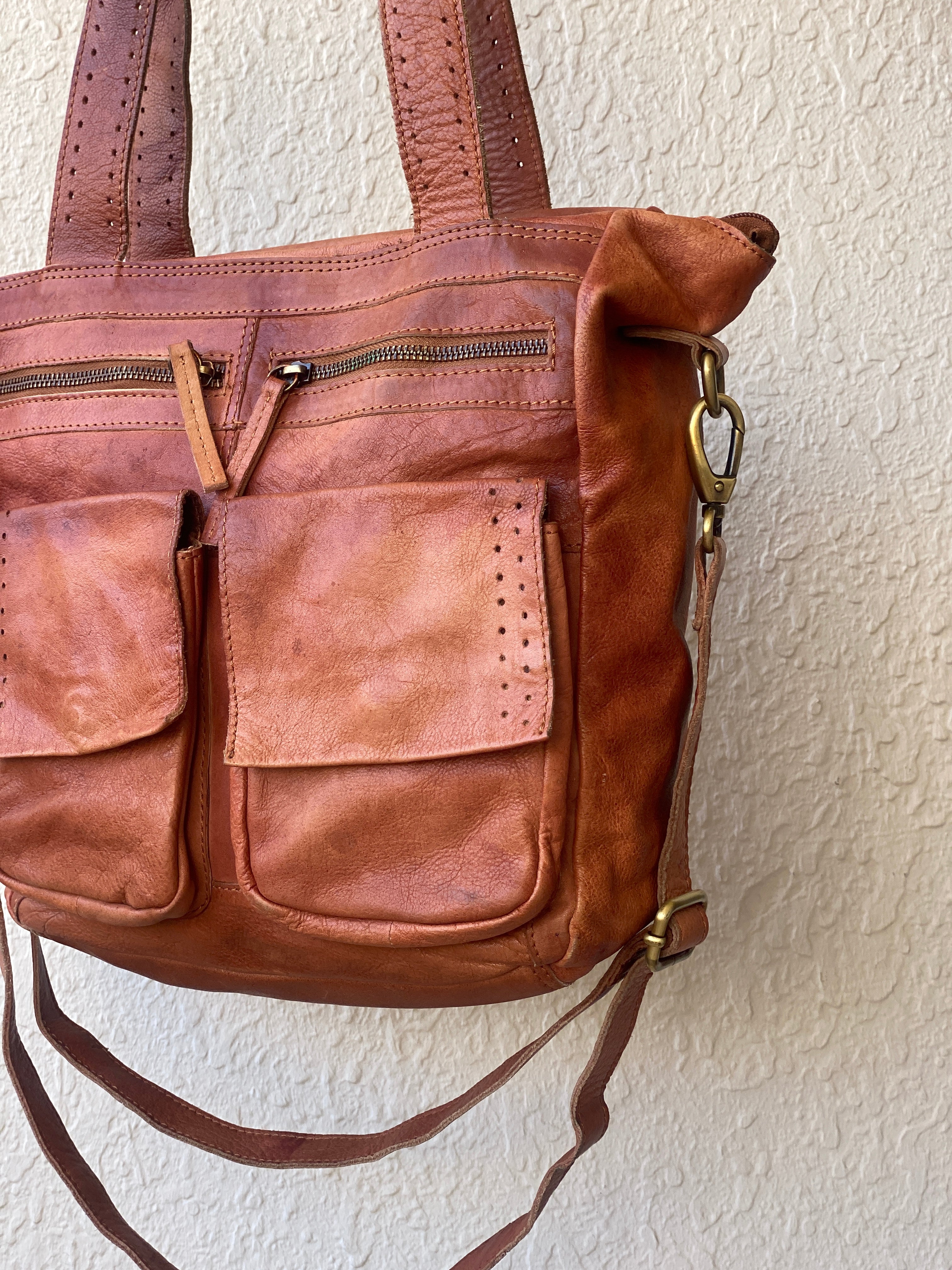 Vintage 5th Avenue Distressed Leather Multi-Pocket Convertible Tote Bag
