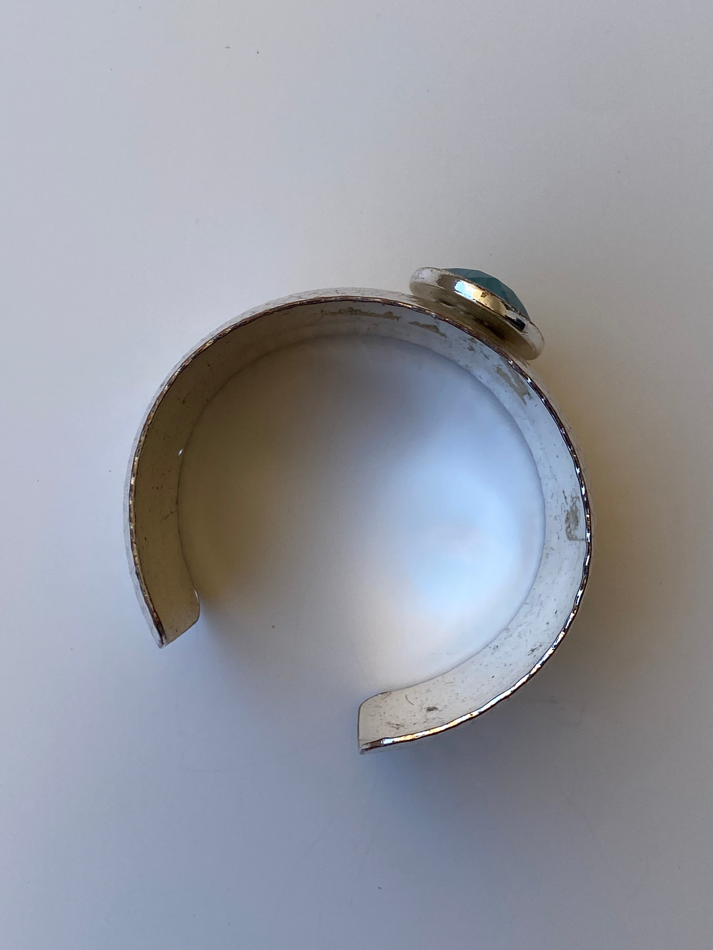 Vintage Hammered Silver Turquoise Stone Cuff Bracelet Open Bangle