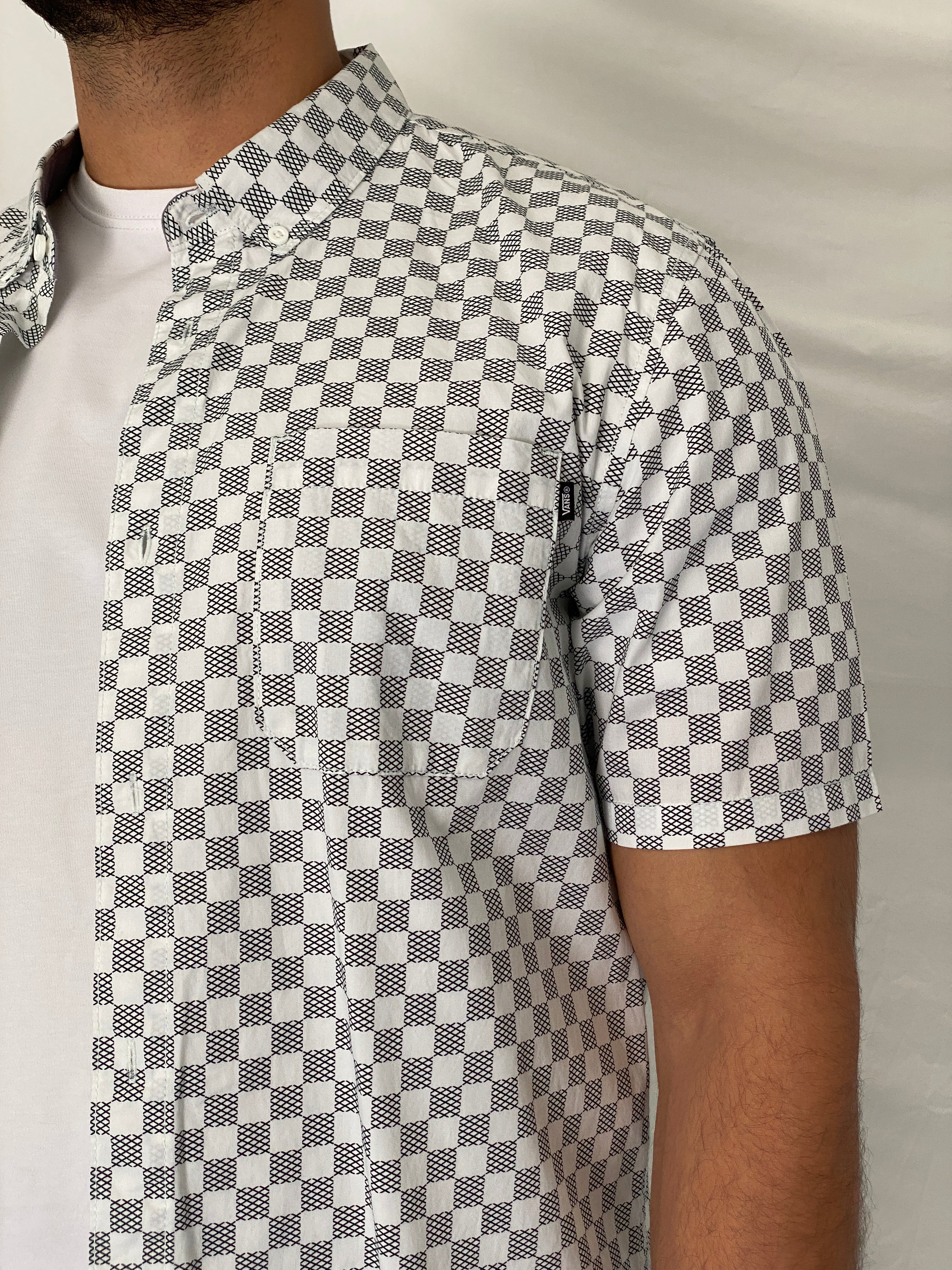 Vans Black White Checkerboard Men’s Cotton Short Sleeve Shirt – L