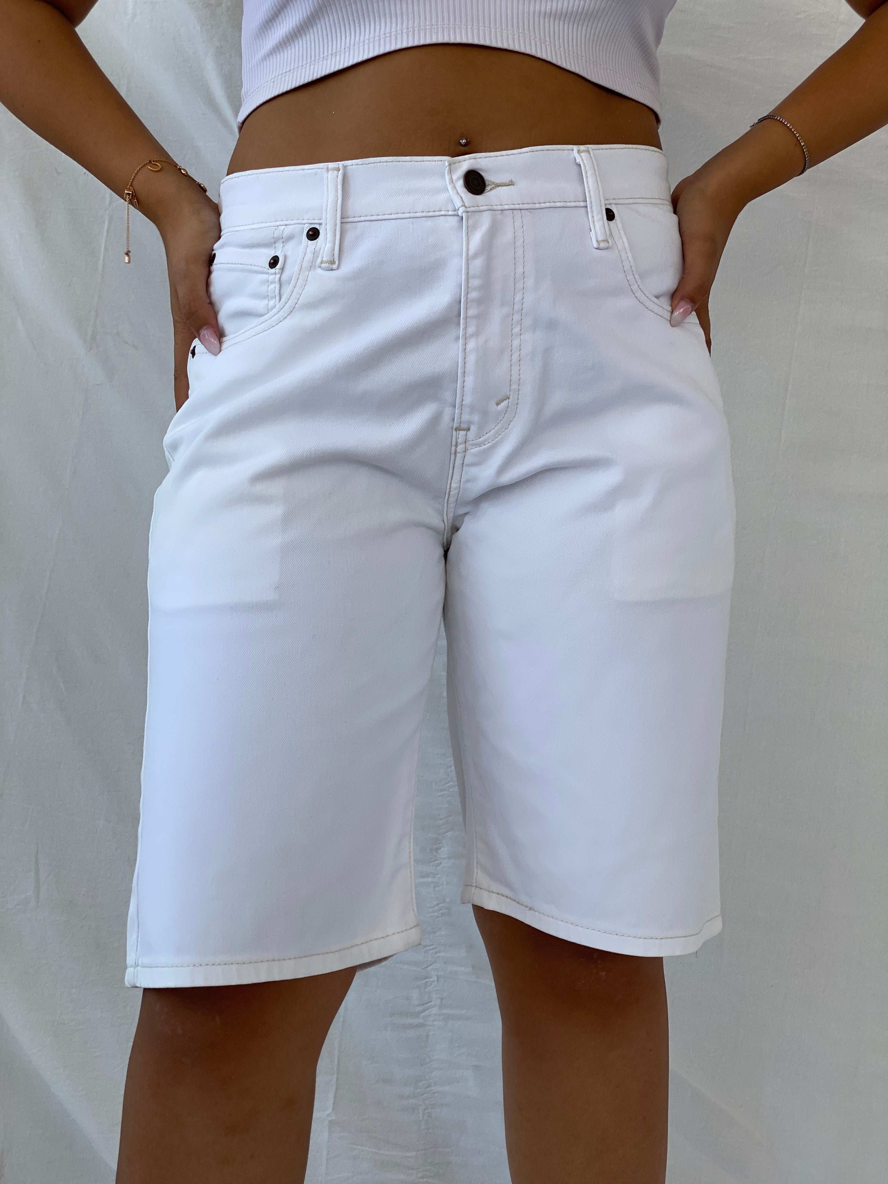 Vintage Levi’s 569 White Bermuda Jorts - W30