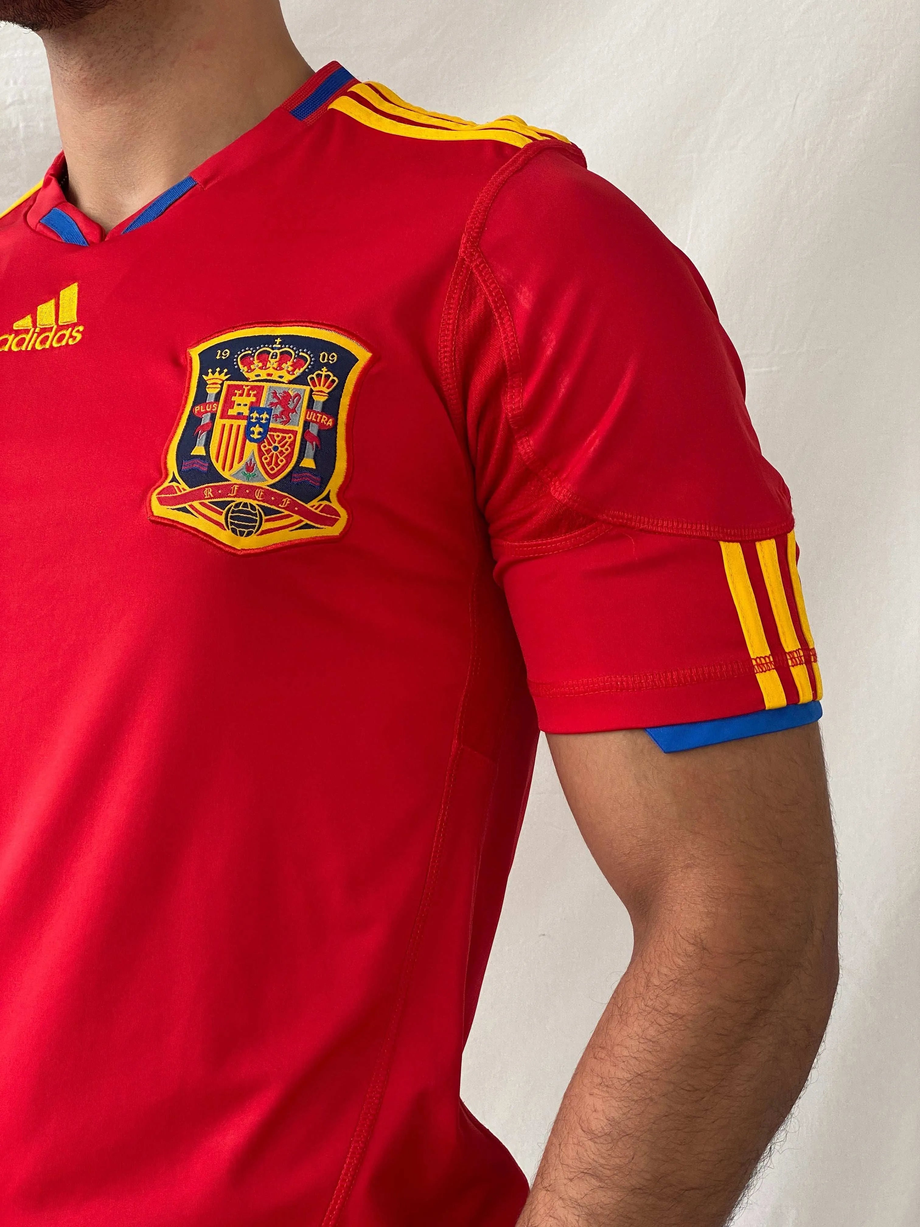 Adidas Spain 2010 World Cup Home Red Torres 9 Men’s Jersey - M - Balagan Vintage Half Sleeve Top 00s, adidas, consignment, Jersey, Joe, men top, Ramez