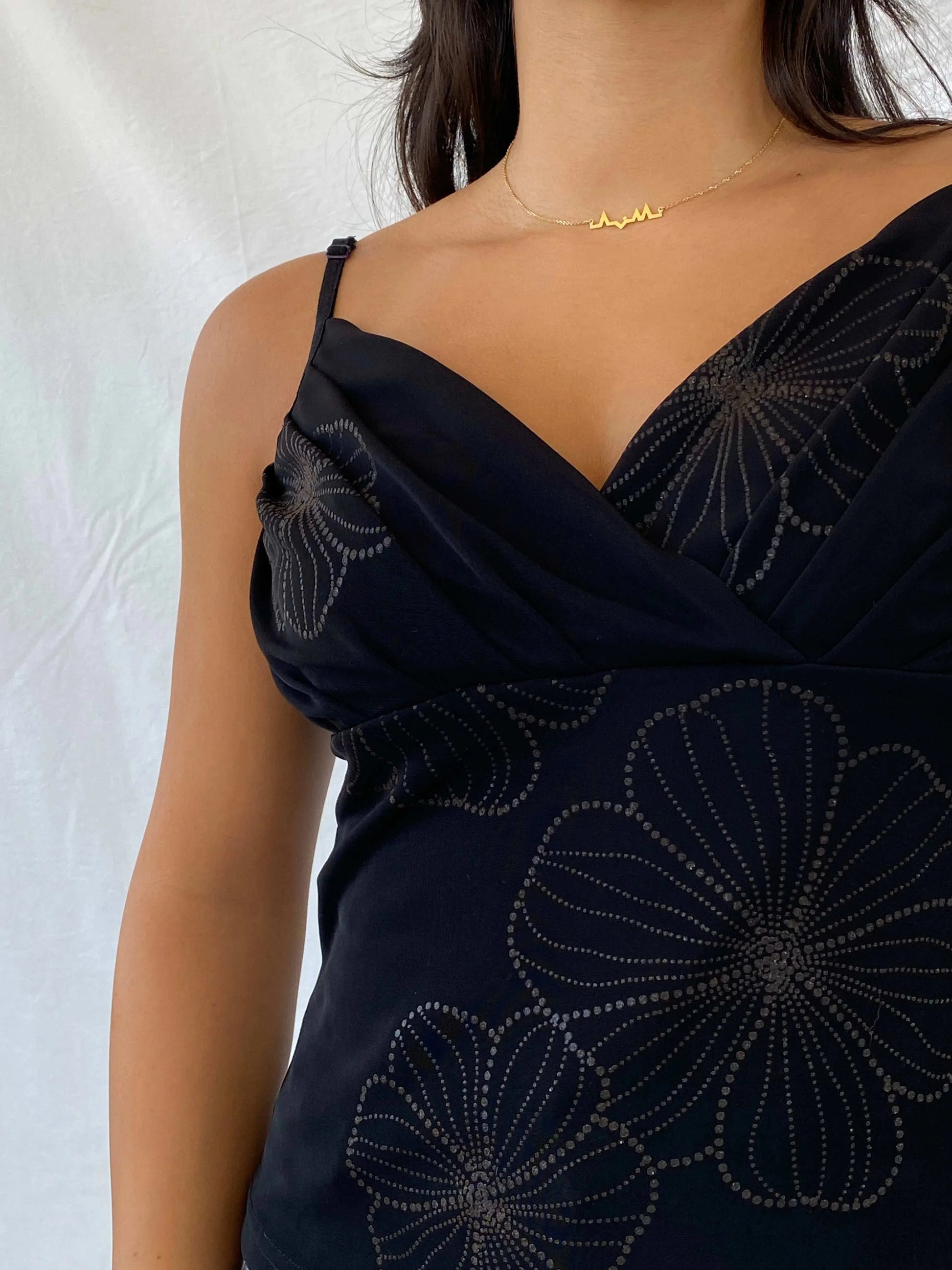 Beautiful 90s Chain Reaction Floral Black Cami - M - Balagan Vintage Cami 00s, Cami, floral top, Lana, summer