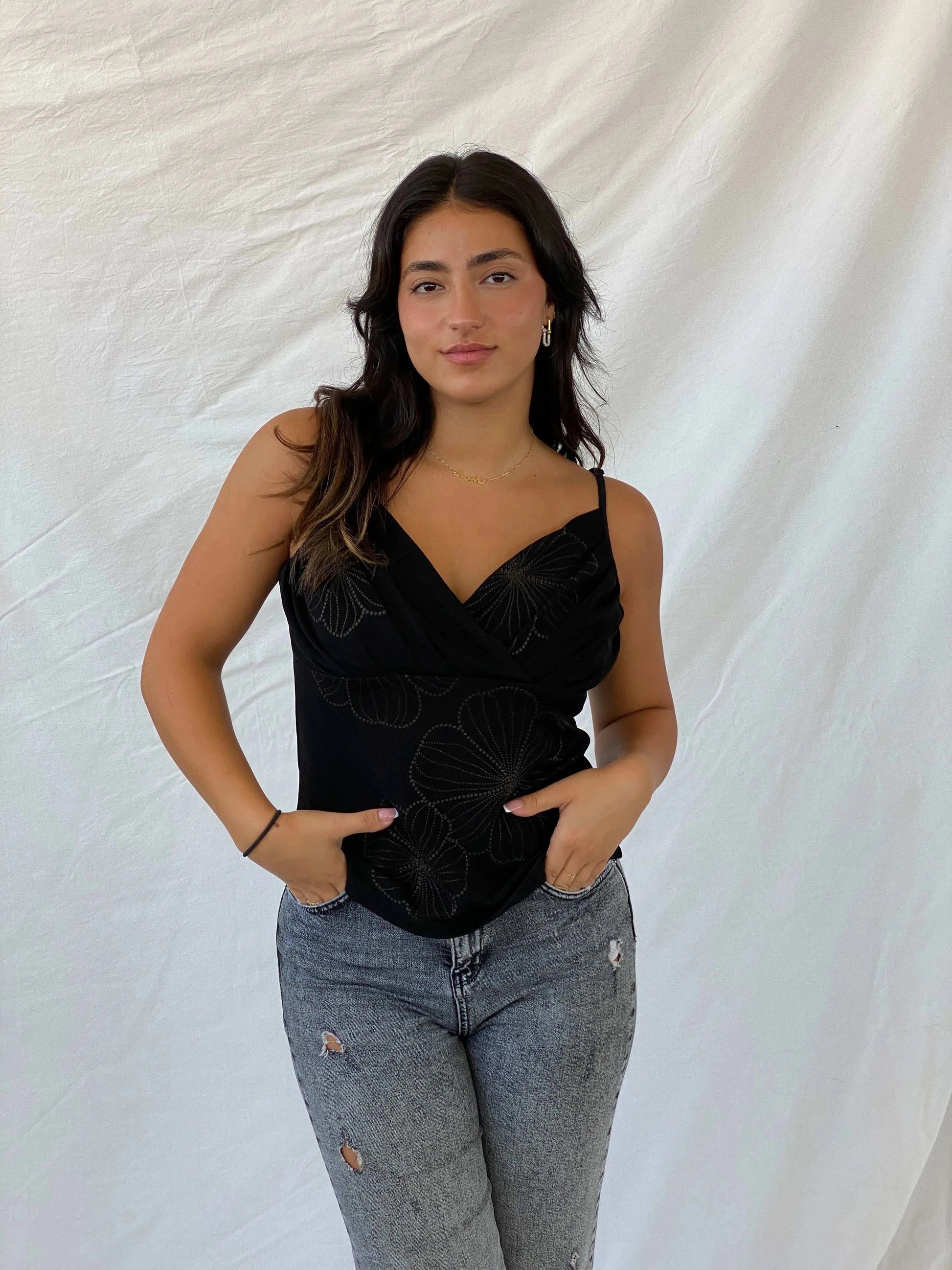 Beautiful 90s Chain Reaction Floral Black Cami - M - Balagan Vintage Cami 00s, Cami, floral top, Lana, summer