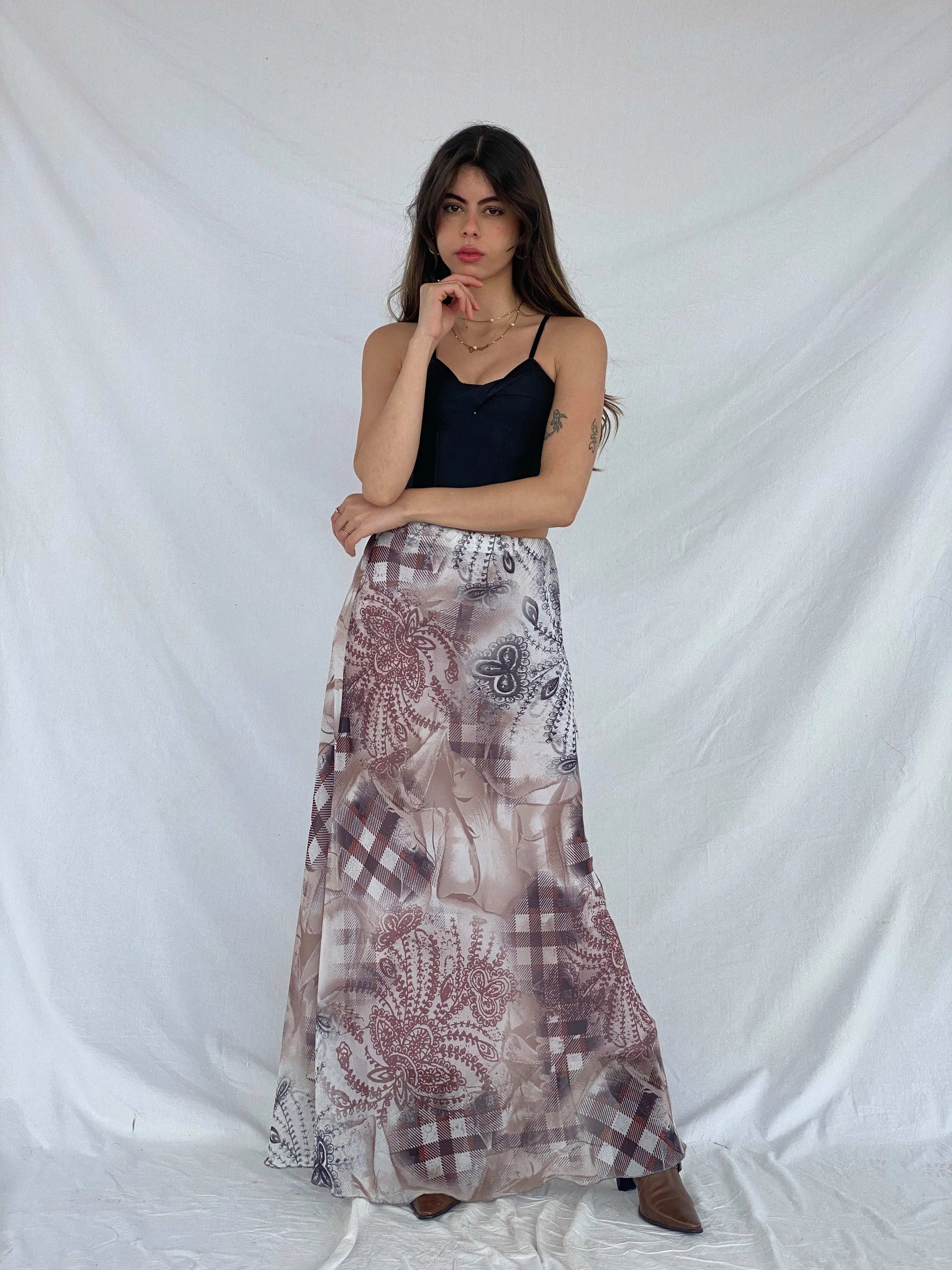 Beautiful 90s Le Mirage Printed Maxi Skirt - Balagan Vintage Maxi Skirt 90s, floral, floral skirt, maxi skirt, Mira
