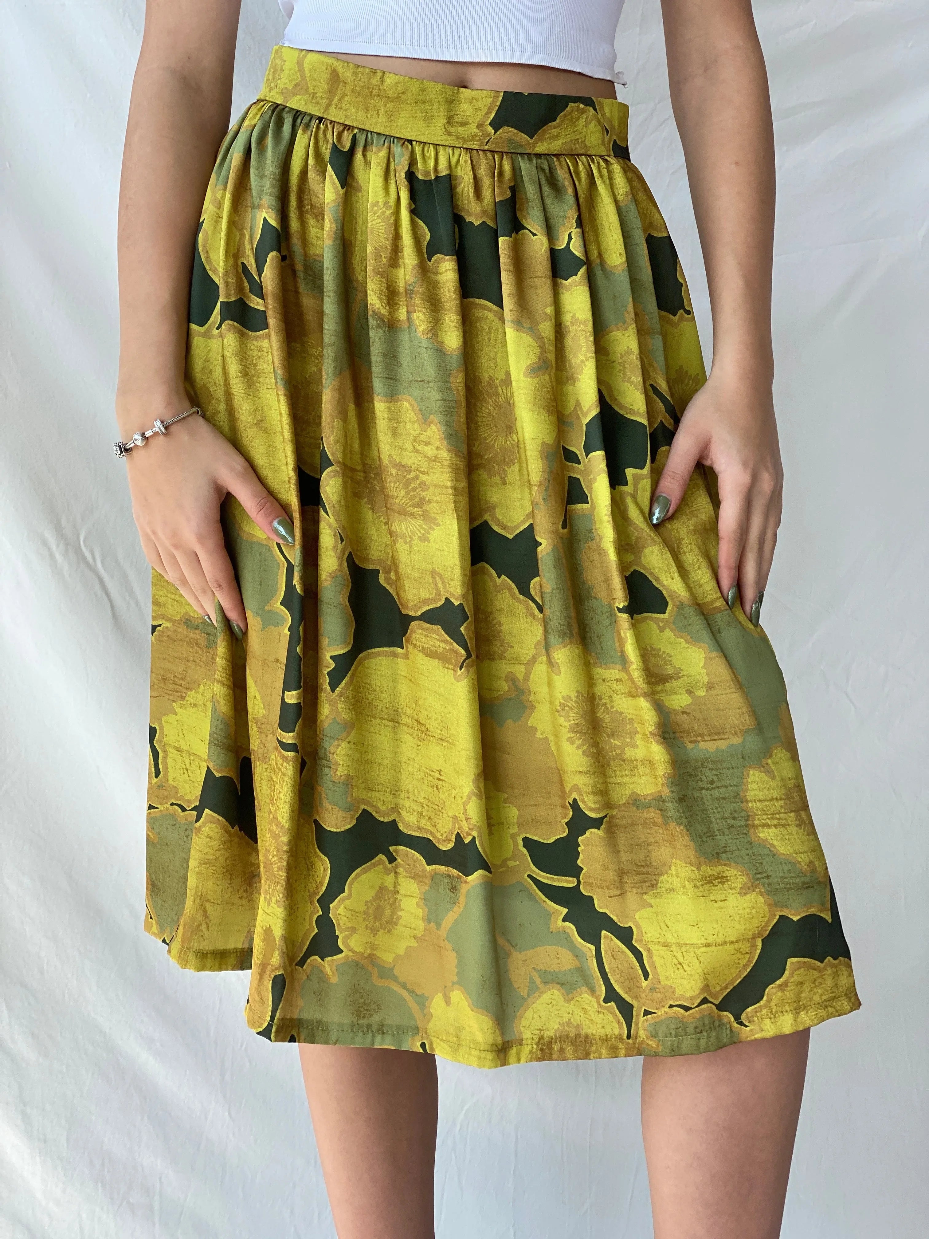Beautiful La Fée Maraboutée Yellow & Green Floral Midi Skirt - M - Balagan Vintage Midi Skirt Ayah, floral skirt, midi skirt, skirt, Syntia, women skirt, yellow