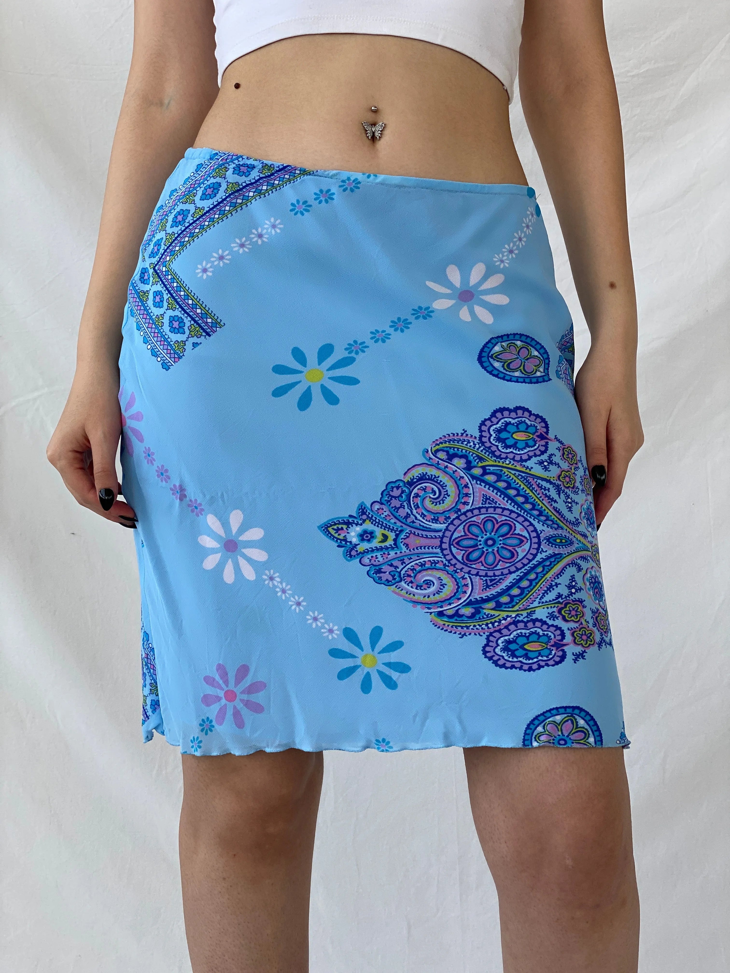 Beautiful Vintage Blue Floral Paisley Print Knee-Length Skirt - M - Balagan Vintage Midi Skirt floral skirt, midi skirt, NEW IN, skirt, women skirt