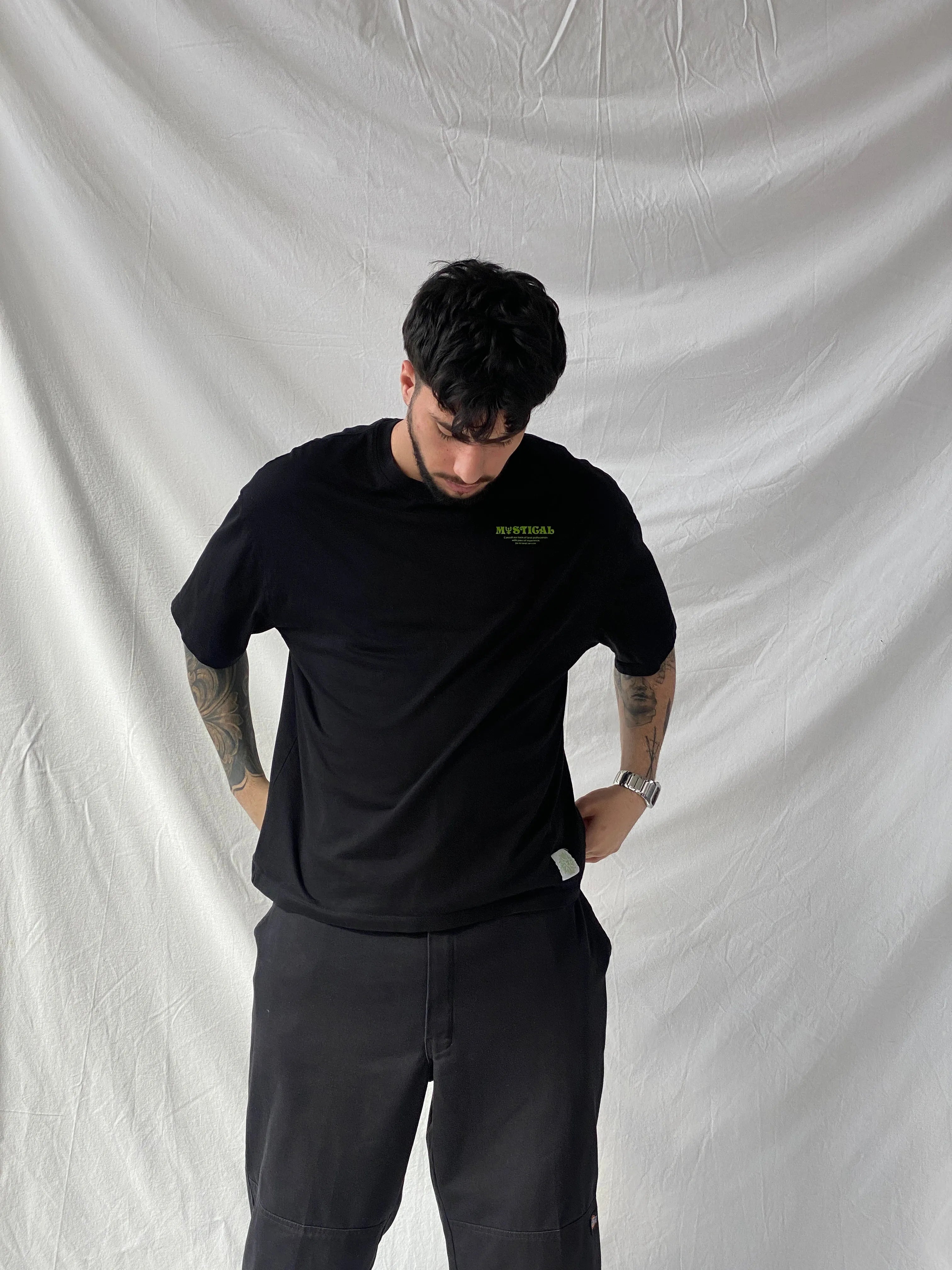Bershka Mystical Graphic Men’s Black Print T-Shirt - M - Balagan Vintage Half Sleeve Top 90s, consignment, Hamza, men, streetwear, vintage, vintage sweater, winter