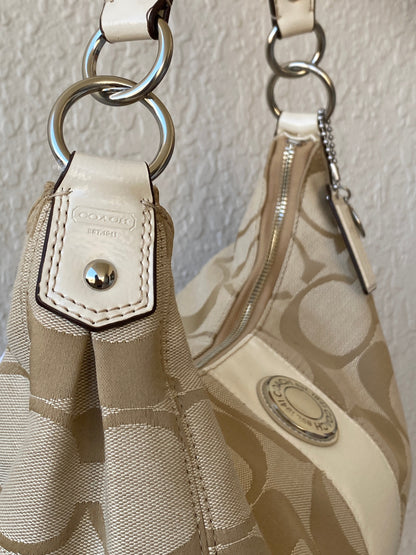 Brand New Coach Signature C Beige Jacquard Canvas Monogram White Stripe Convertible Hobo Shoulder Bag - F19281 - Balagan Vintage Shoulder Bag 00s, 90s, bag, Coach Bag, consignment, Hamza Abdeen, NEW IN, New With Tags, shoulder bag, Y2K