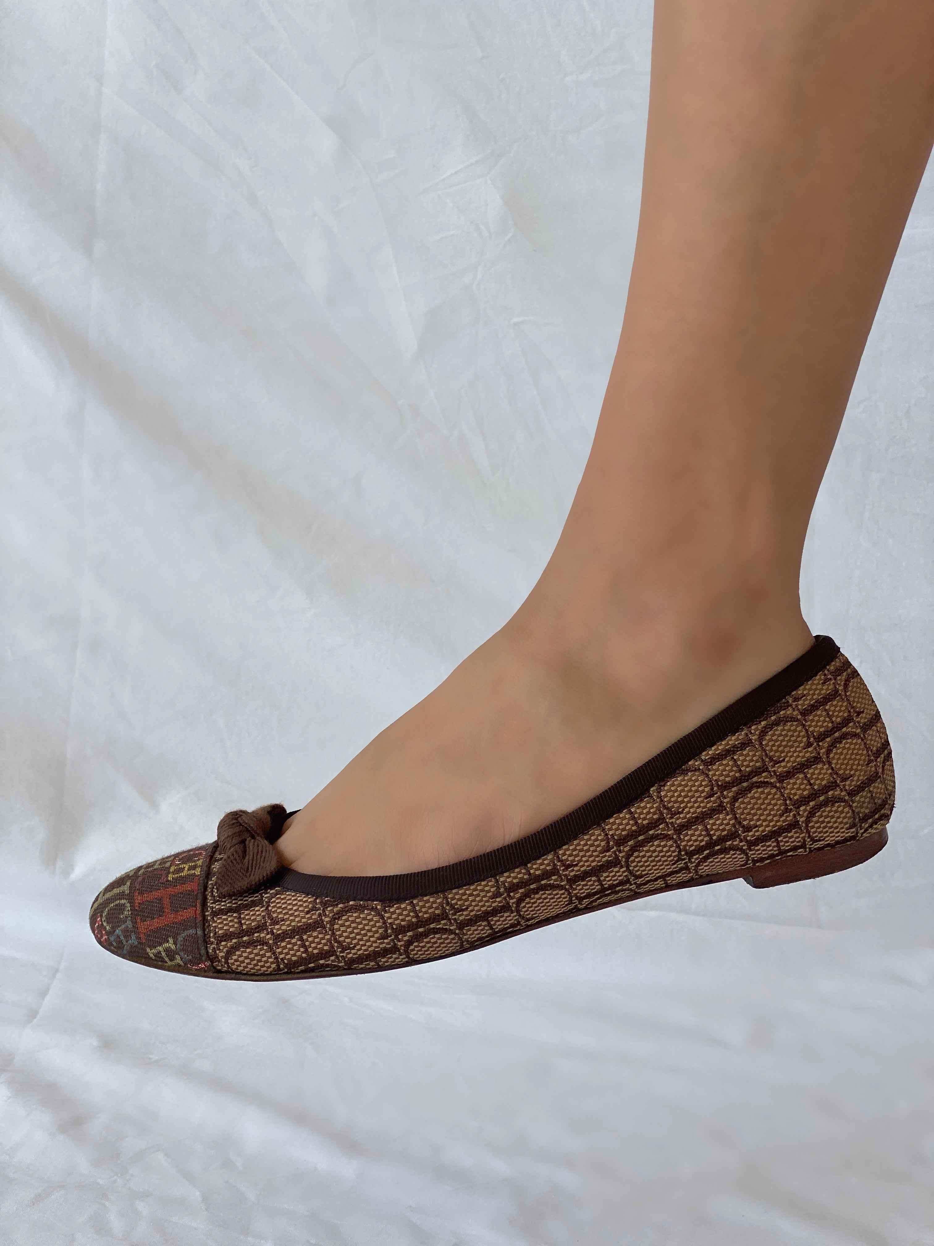 Carolina Herrera Monogram Brown Ballet Flat - Balagan Vintage Ballet flats 00s, 90s