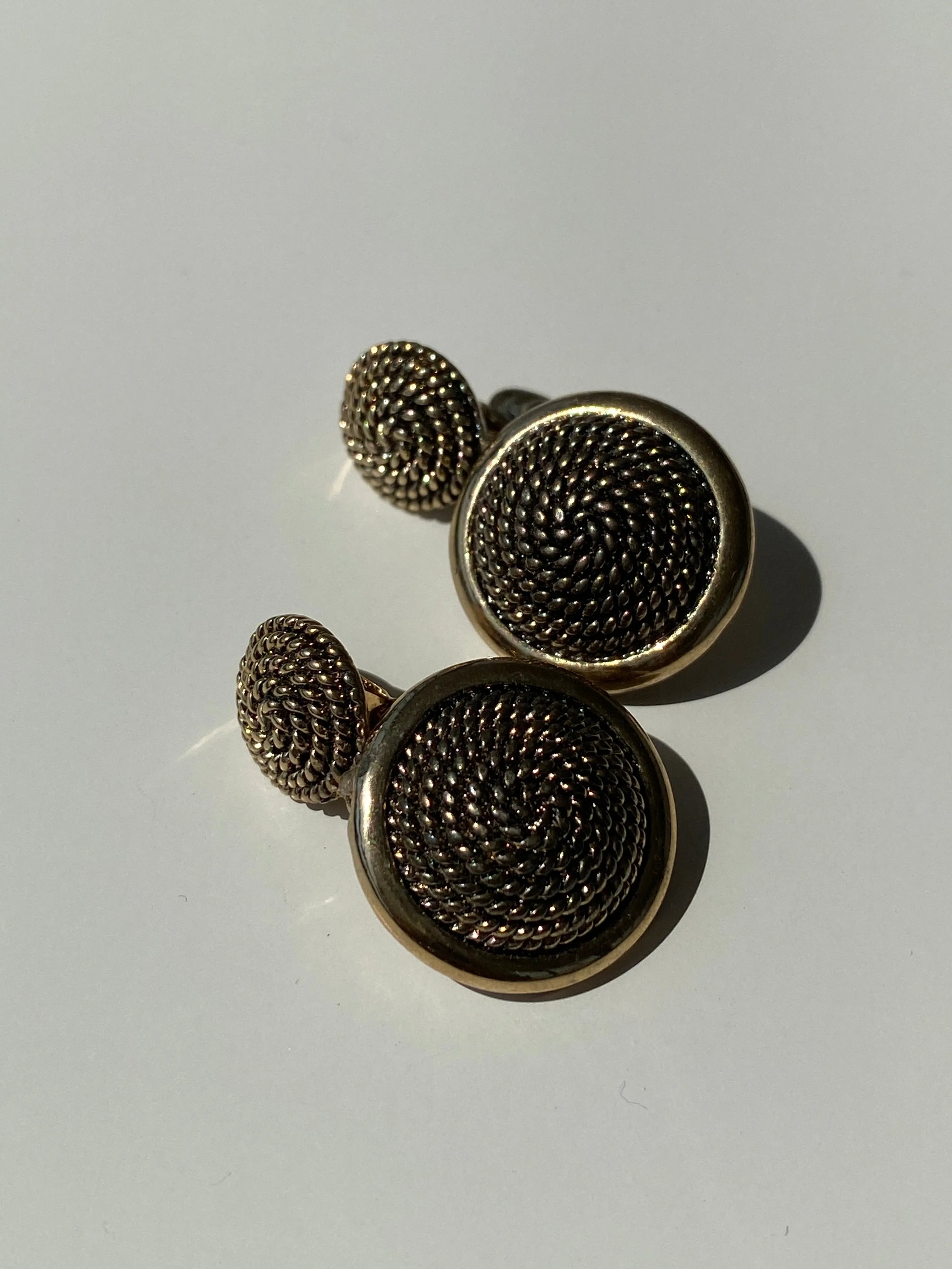 Chic Monet Bronze Beaded Round Clip On Earrings - Balagan Vintage Earrings 00s, 90s, Earrings, womens