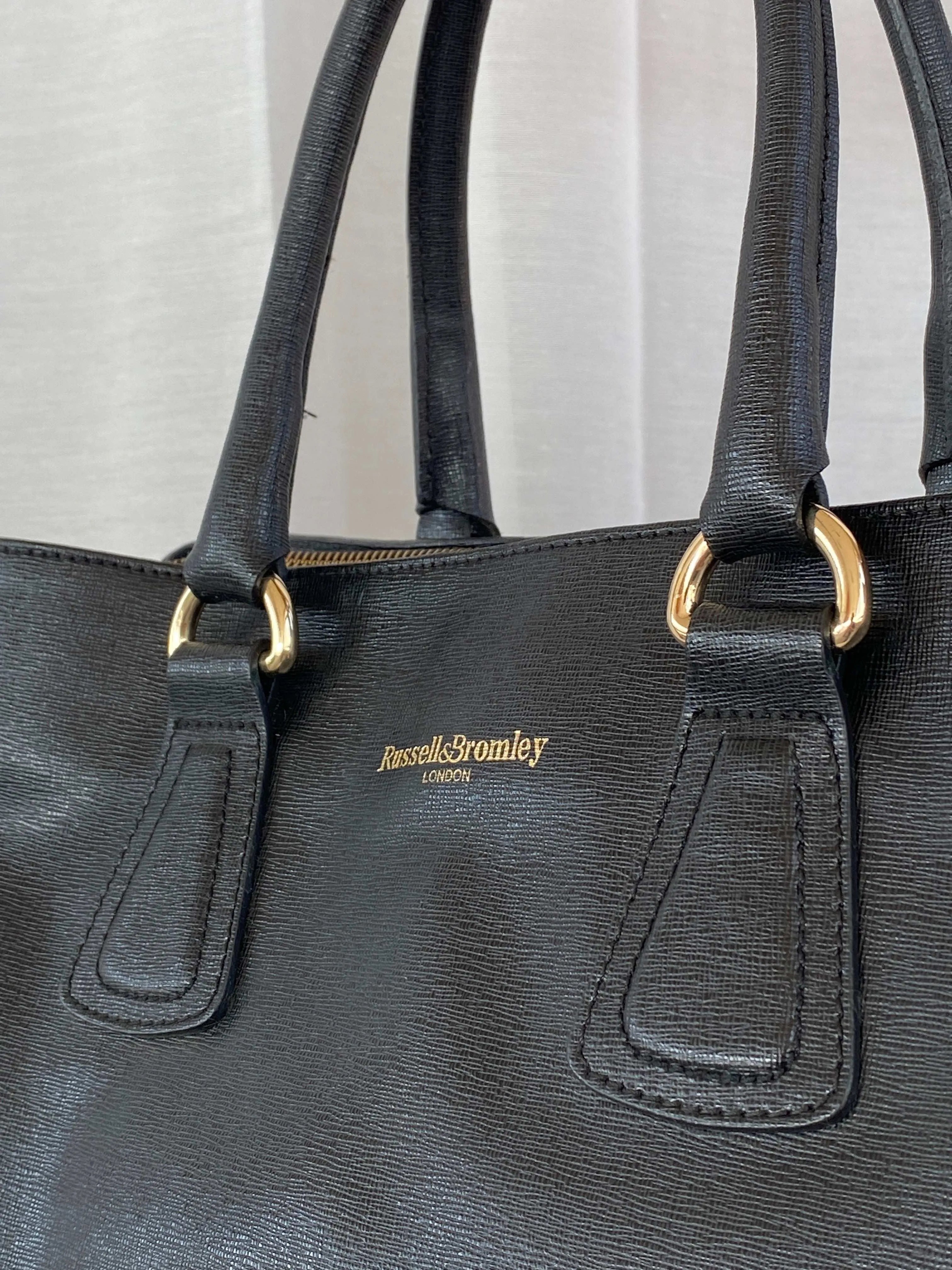 Classic Russel & Bromley London Black Leather Work Bag - Balagan Vintage Handbags 90s, consignment, Sadouf