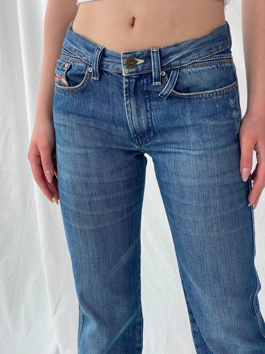 Diesel Industry Denim Division Mid Rise Women’s Jeans - 34EUR - Balagan Vintage Jeans 90s, Christine, denim, Diesel, high waisted jeans, jeans, vintage jeans, women jeans