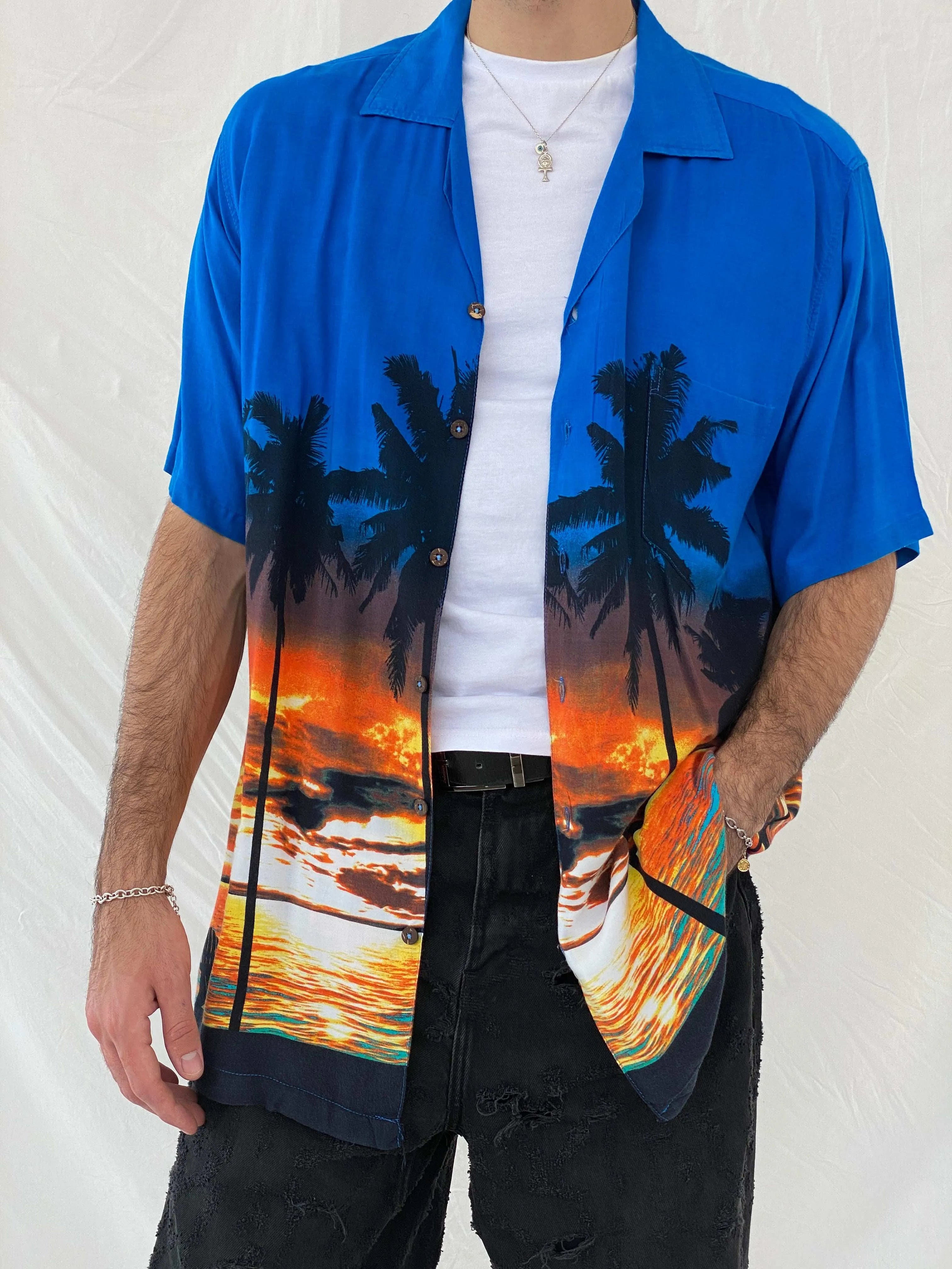 Favant Sunset Hawaiian Blue and Orange Shirt Size XL - Balagan Vintage Half Sleeve Top 90s, Awsam, half sleeve shirt, Hawaiian shirt, mens shirt, printed shirt