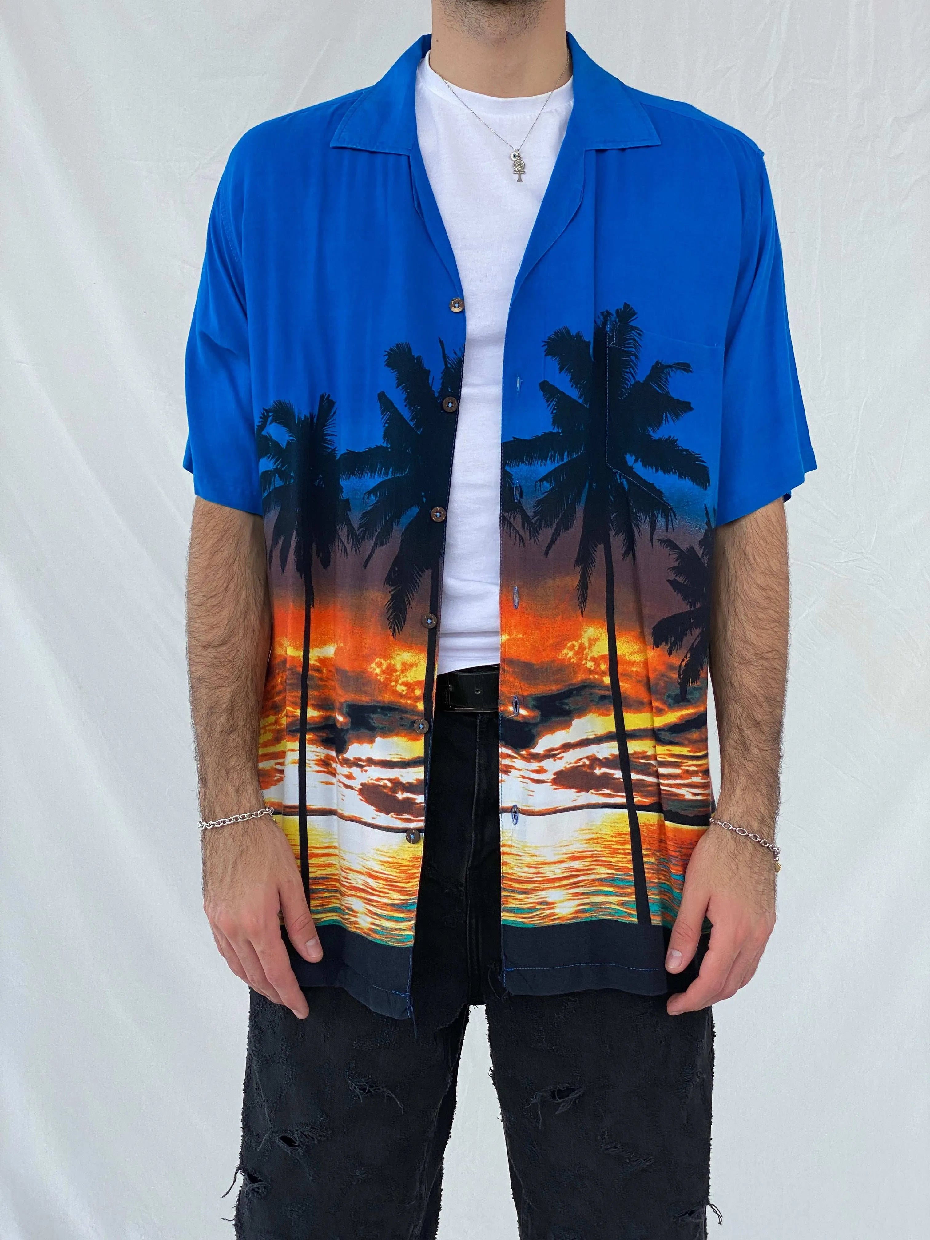 Favant Sunset Hawaiian Blue and Orange Shirt Size XL - Balagan Vintage Half Sleeve Top 90s, Awsam, half sleeve shirt, Hawaiian shirt, mens shirt, printed shirt