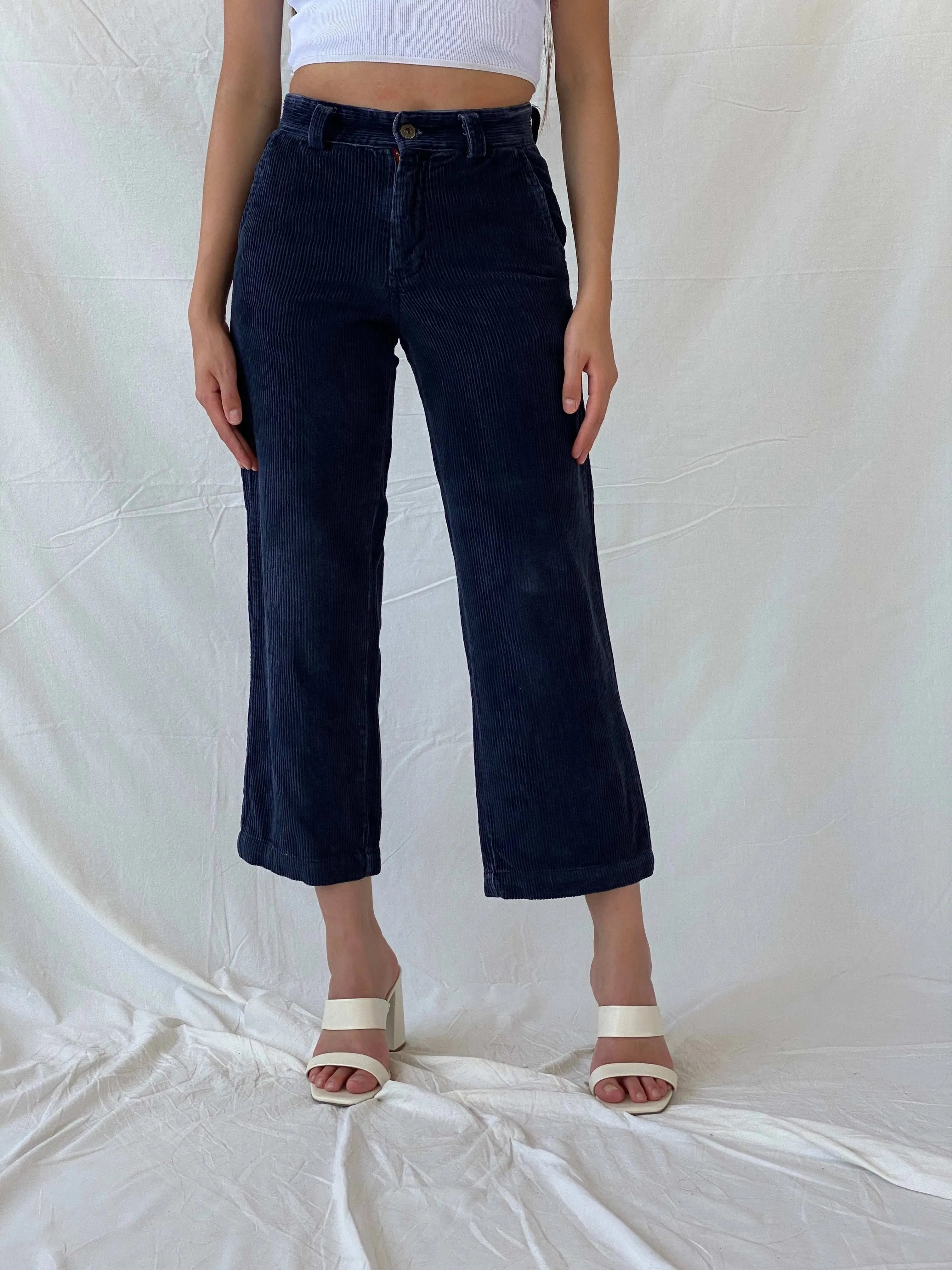 Gap Corduroy Navy Pants - Balagan Vintage Corduroy Pants 00s, 90s, corduroy, Mira