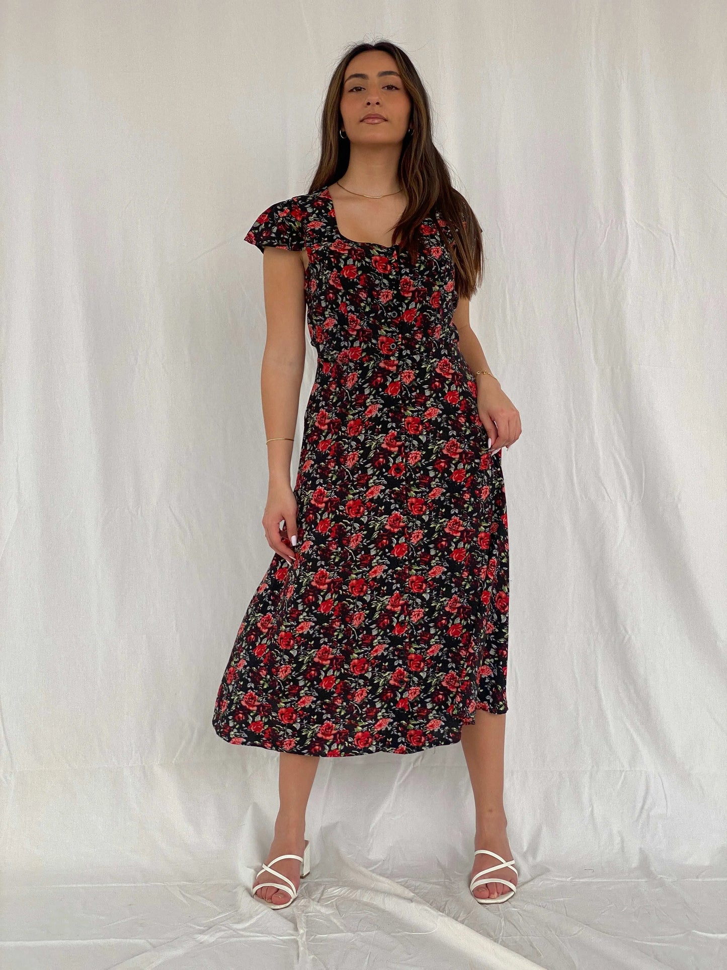 Gorgeous Vintage Floral Button Up Dress - Size M - Balagan Vintage Maxi Dress 00s, 00s dress, Deals, floral, floral dress, floral print, maxi dress, Rama