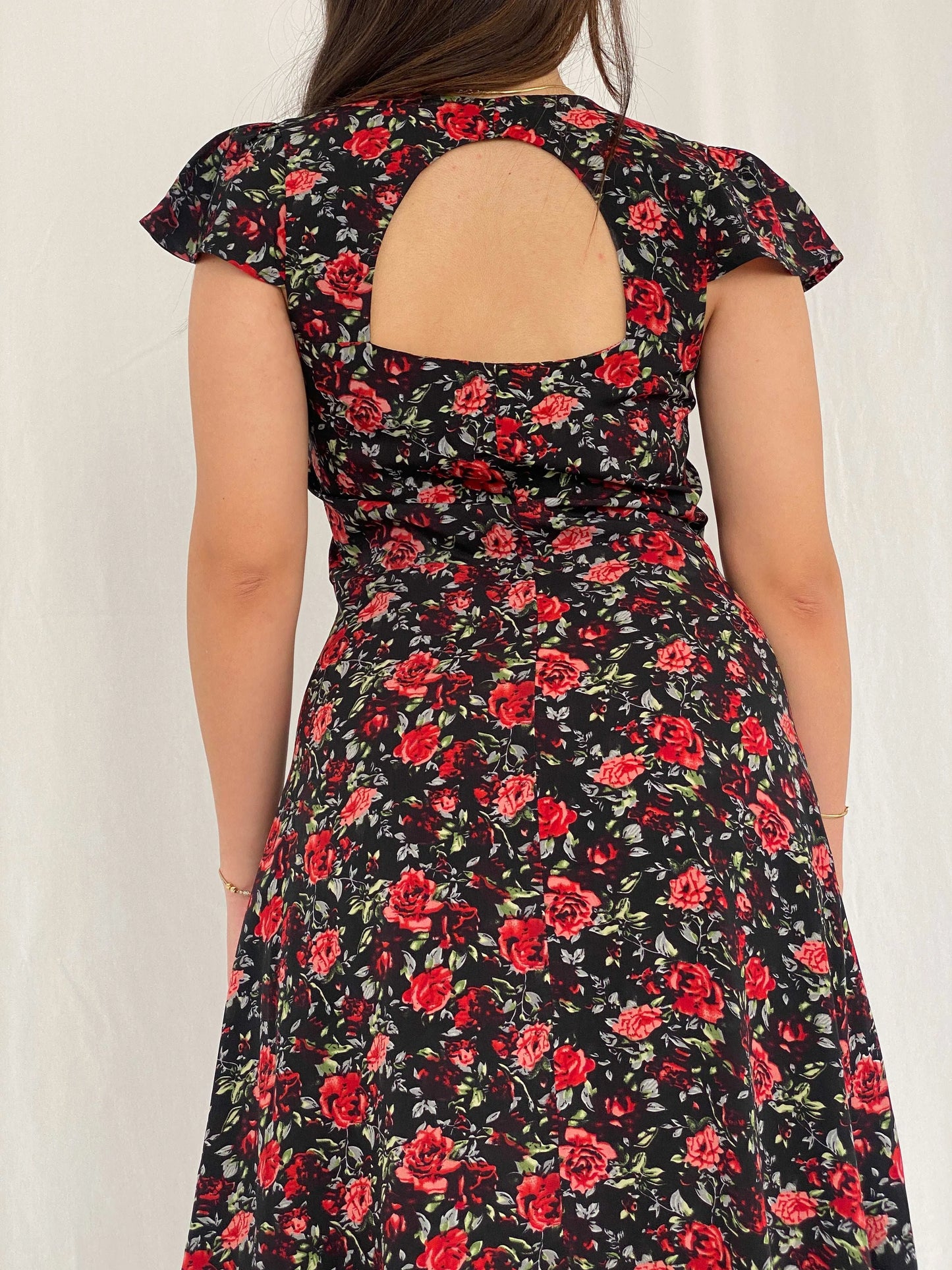 Gorgeous Vintage Floral Button Up Dress - Size M - Balagan Vintage Maxi Dress 00s, 00s dress, Deals, floral, floral dress, floral print, maxi dress, Rama