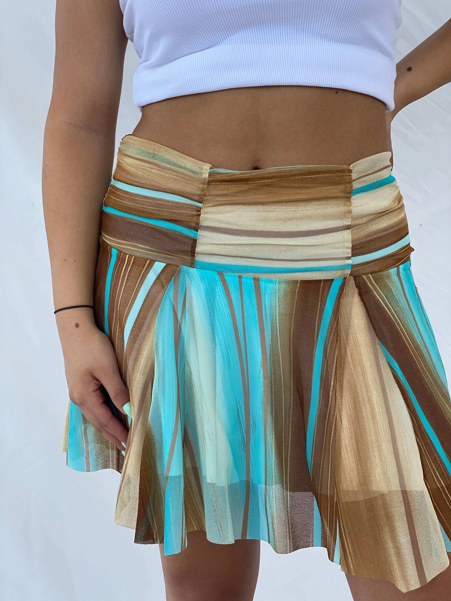 Gorgeous Y2K Journey Mini Skirt - L - Balagan Vintage Mini Skirt 00s, Lana, mini skirt, summer