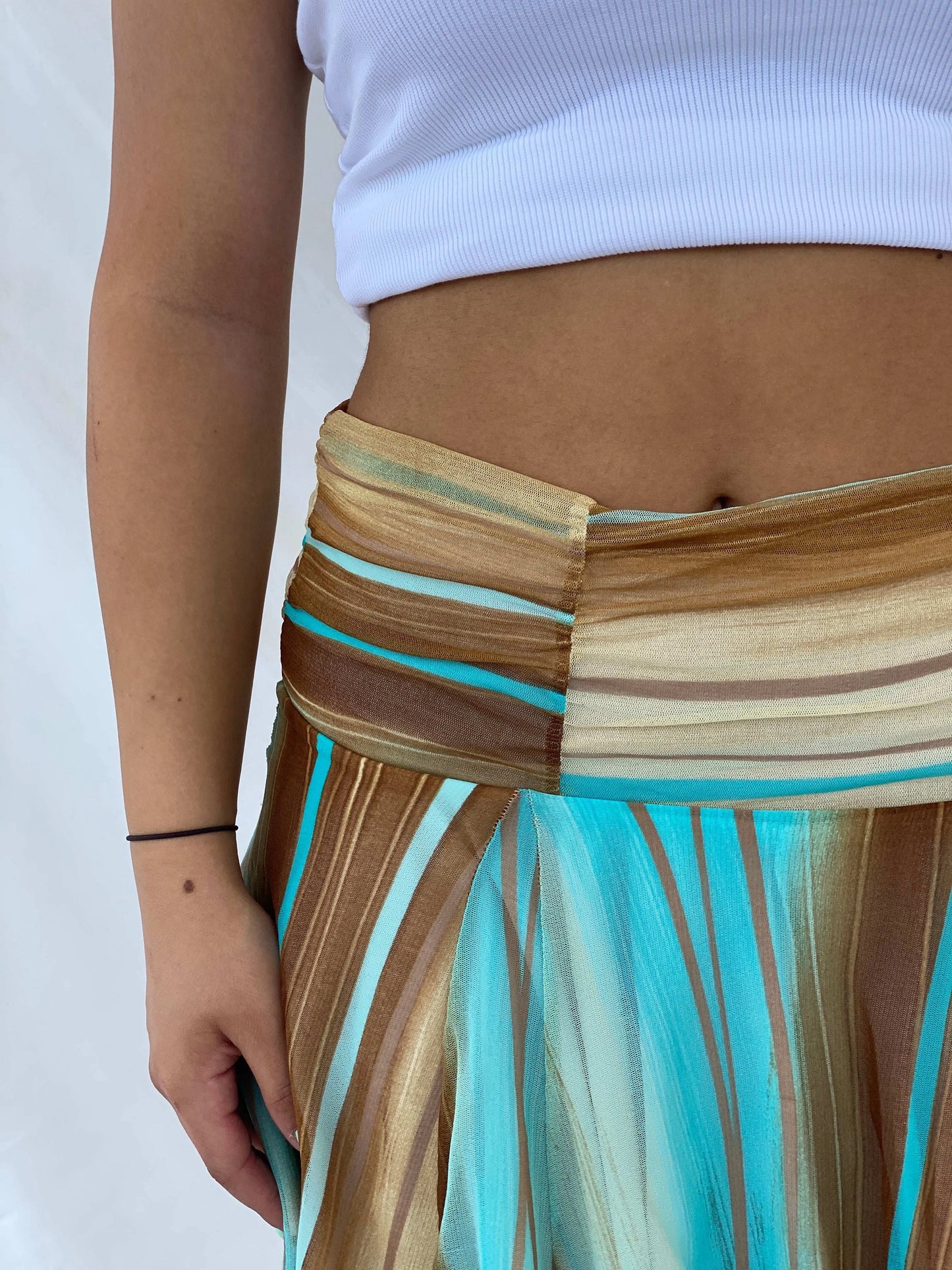 Gorgeous Y2K Journey Mini Skirt - L - Balagan Vintage Mini Skirt 00s, Lana, mini skirt, summer